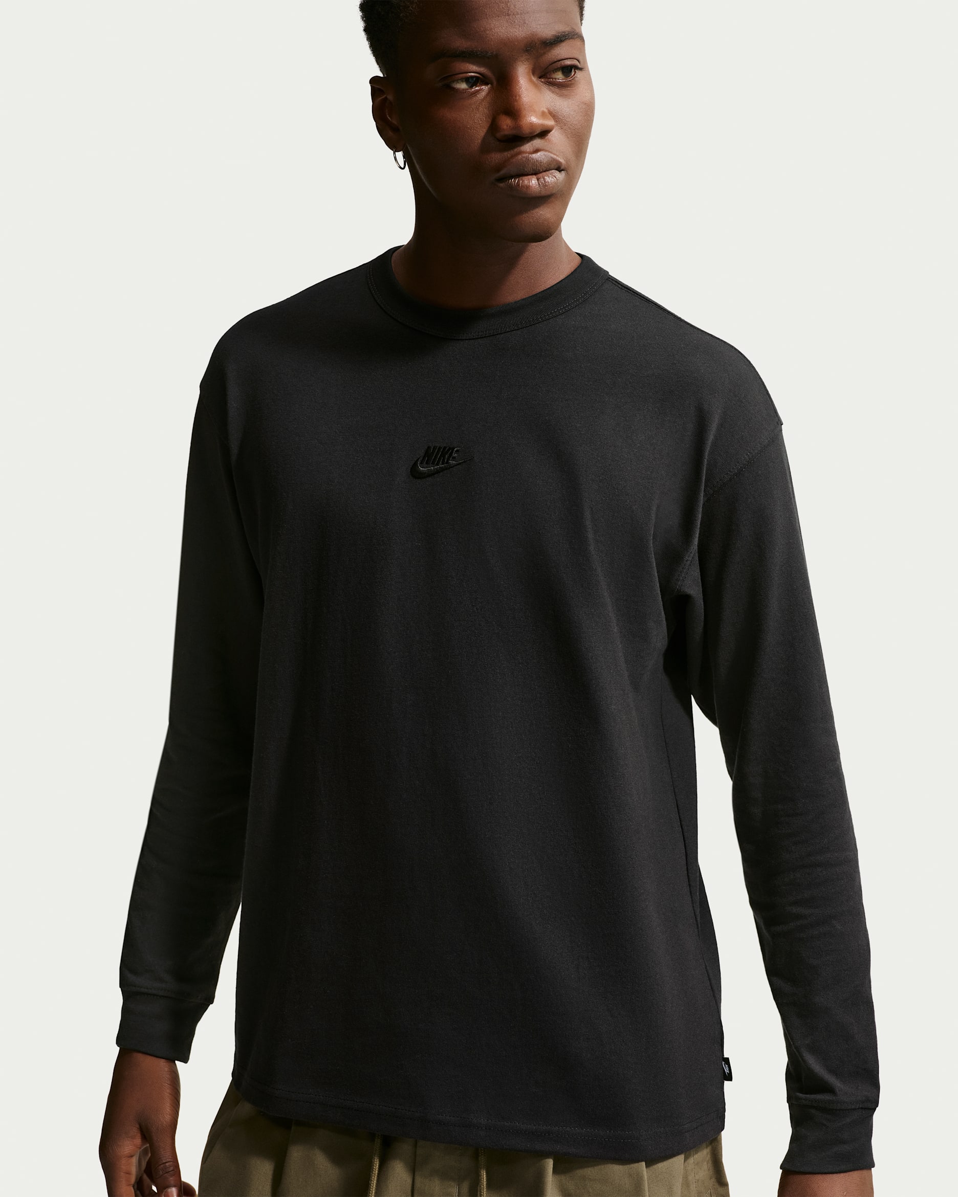 Playera de manga larga para hombre Nike Sportswear Premium Essentials - Negro
