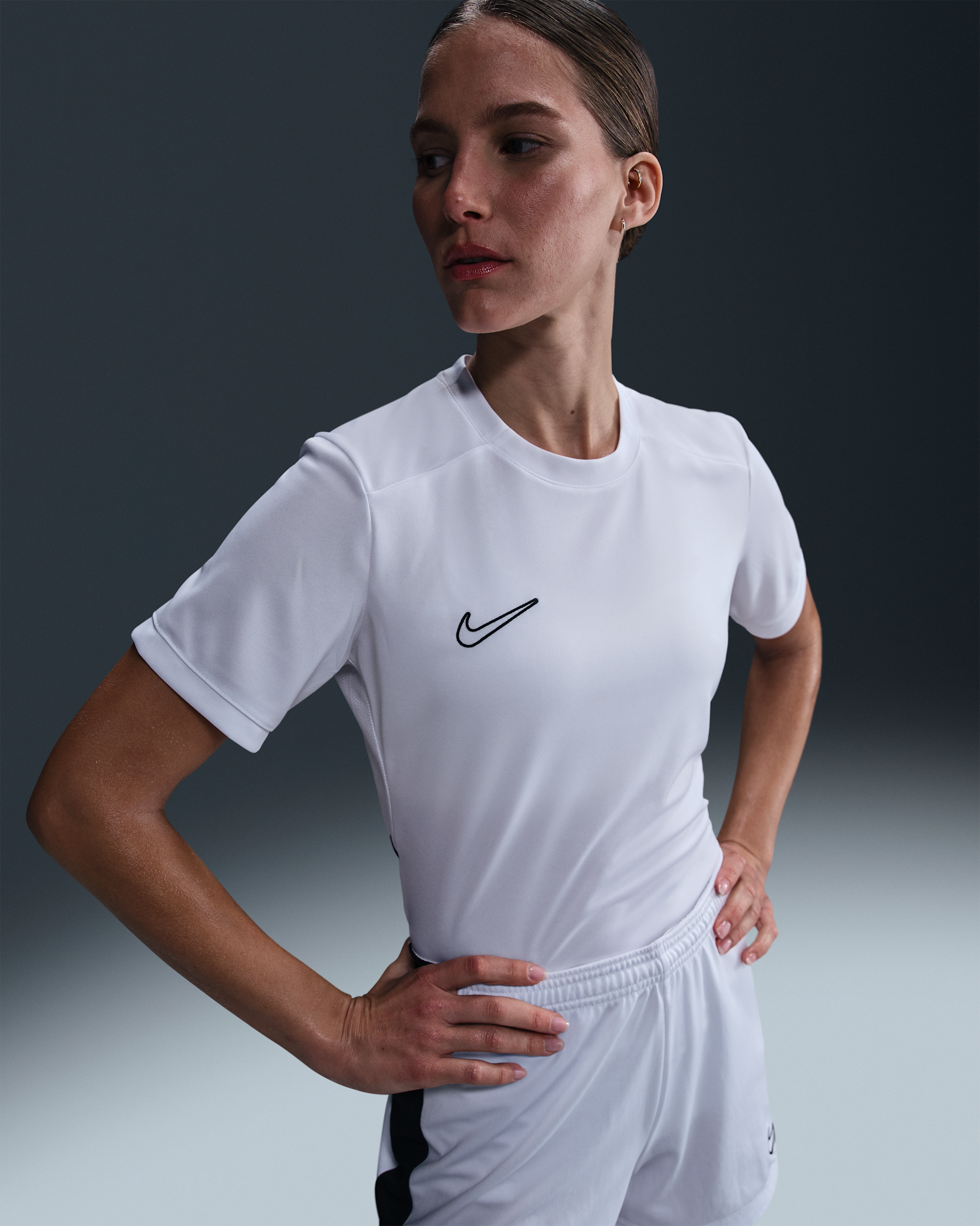 Playera de fútbol Dri-FIT para mujer Nike Academy - Blanco/Blanco/Negro/Negro