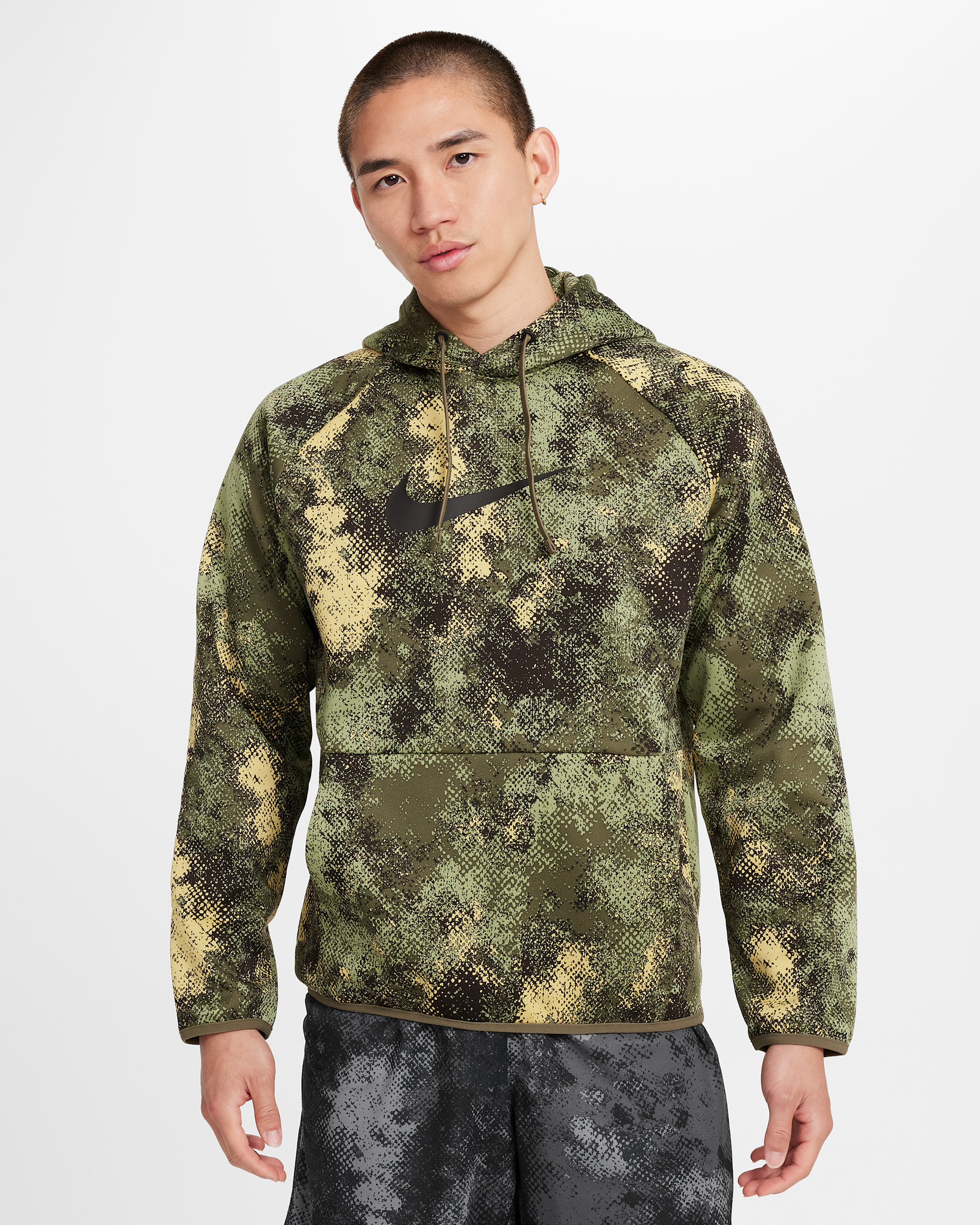 ナイキ カモ メンズ Therma-FIT バーサタイル プルオーバー パーカー - オイルグリーン/ミディアムオリーブ/ブラック