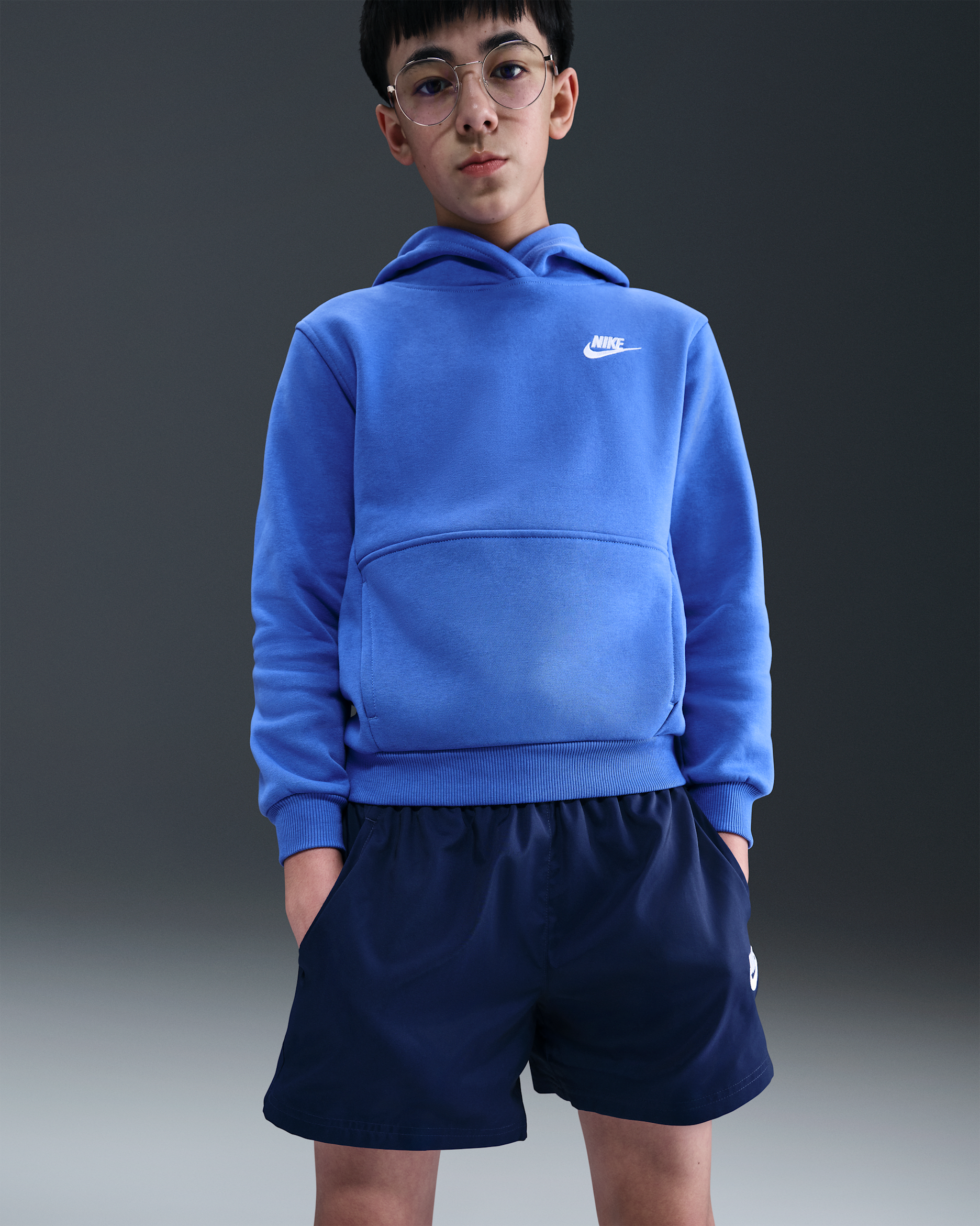 Nike Sportswear Club Fleece Older Kids' Pullover Hoodie - Comet Blue/White