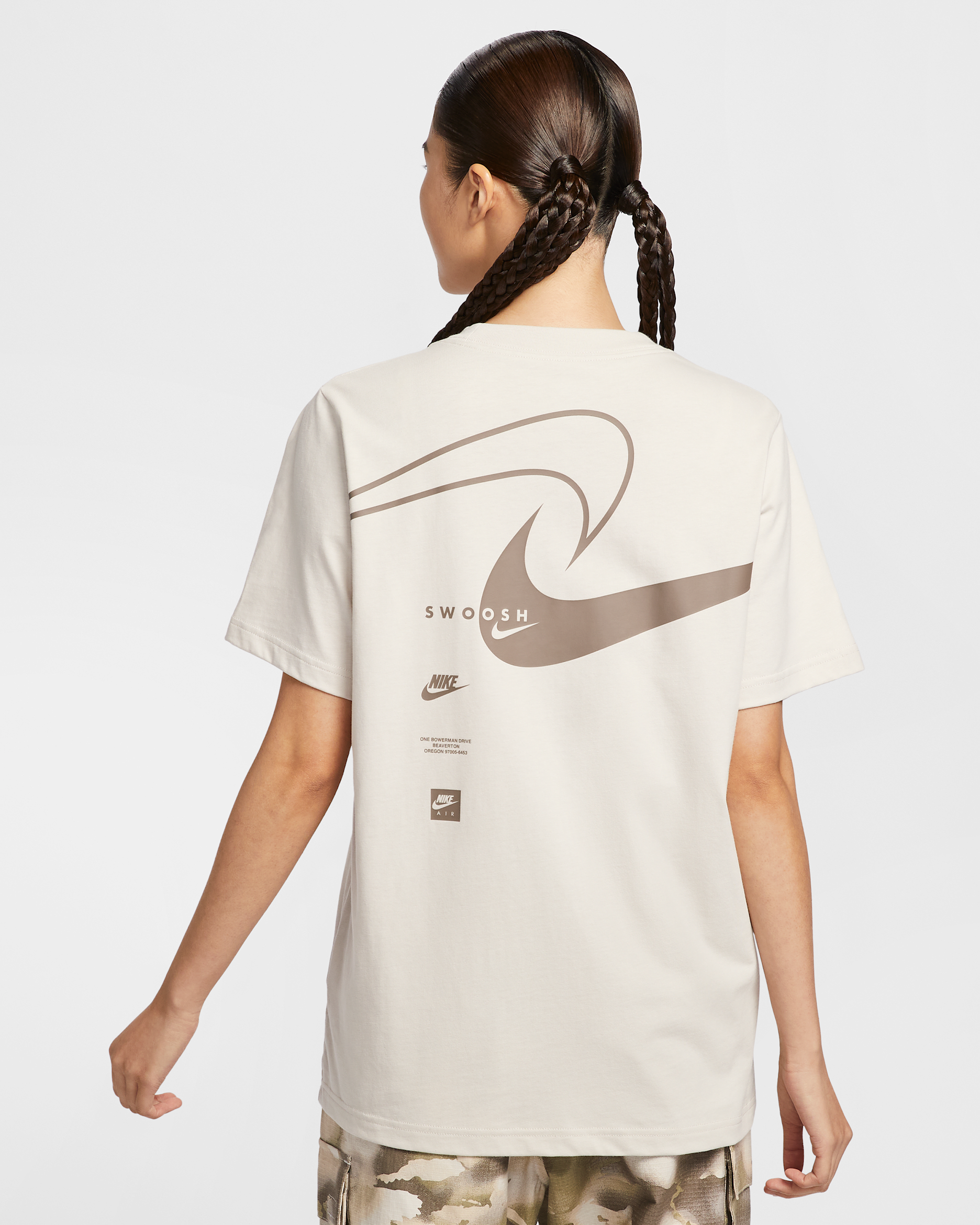 Nike Sportswear Club Women's Short-Sleeve T-Shirt - Light Orewood Brown/Mink Brown