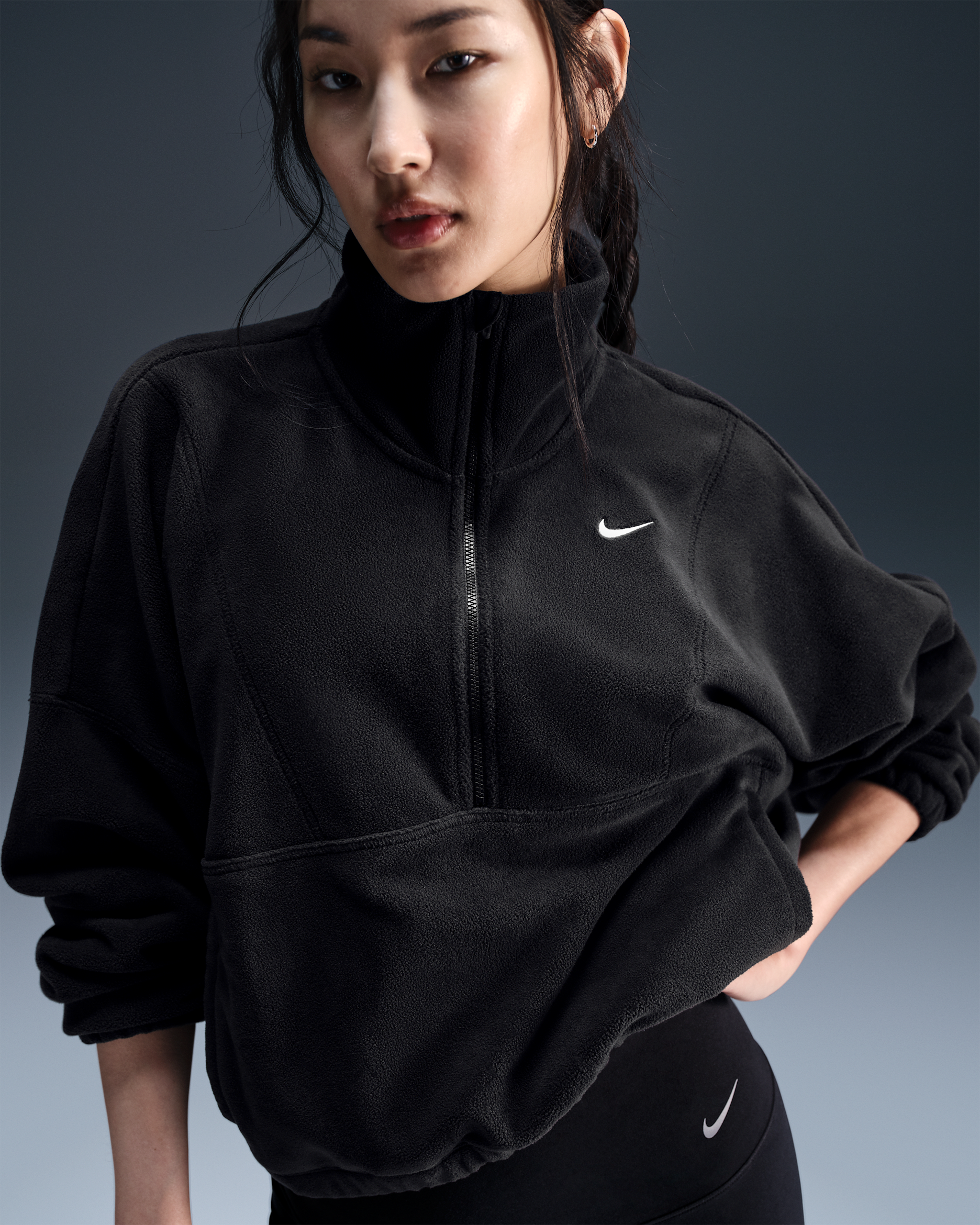 Nike One Women's Therma-FIT Oversized 1/2-Zip Fleece Top - Black/White