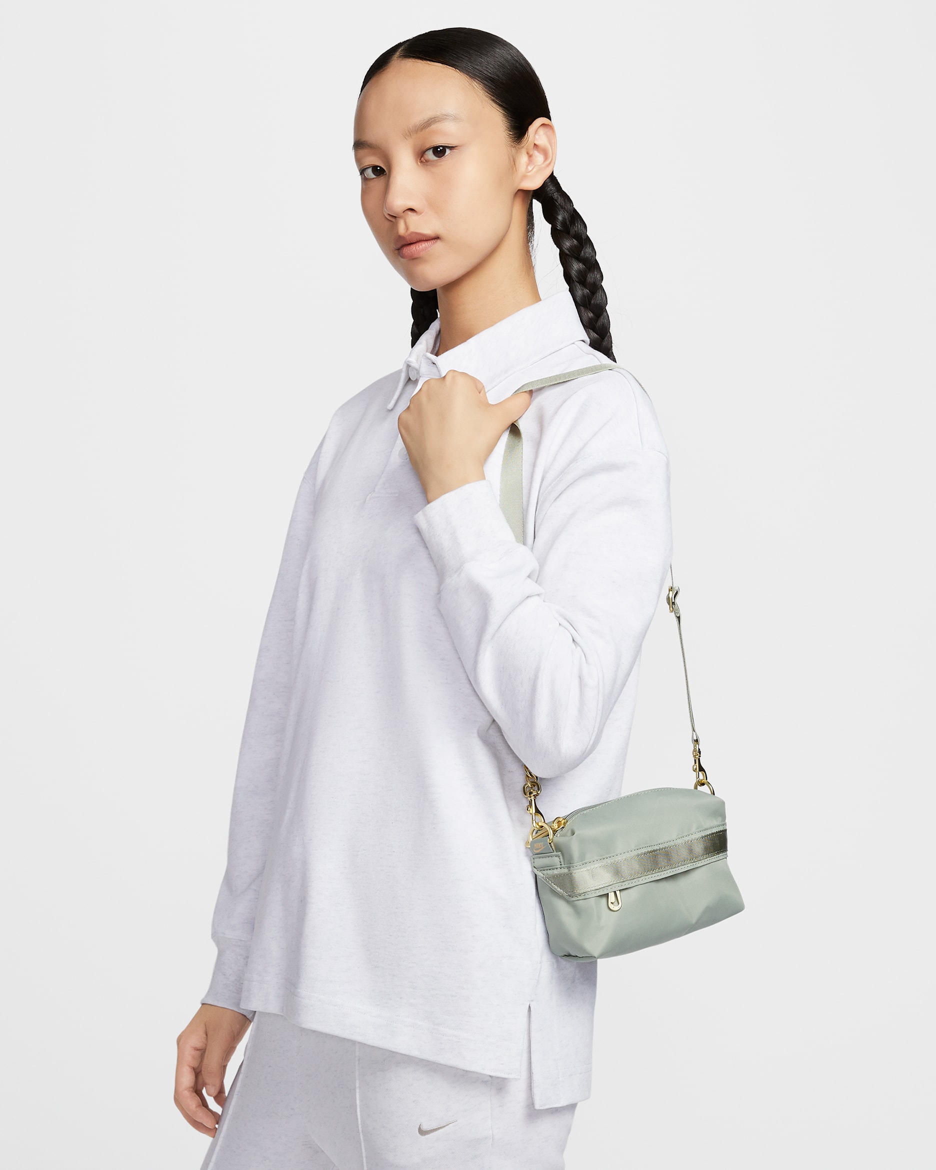 나이키 스포츠웨어 퓨추라 럭스 여성 크로스바디 백(1L) - 제이드 호라이즌/제이드 호라이즌/세서미