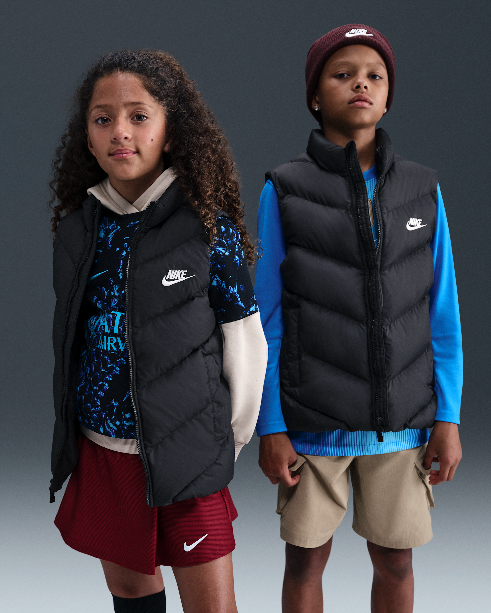 Nike Sportswear All Day Play Big Kids' Therma-FIT Loose-Fit Puffer Vest - Black/White