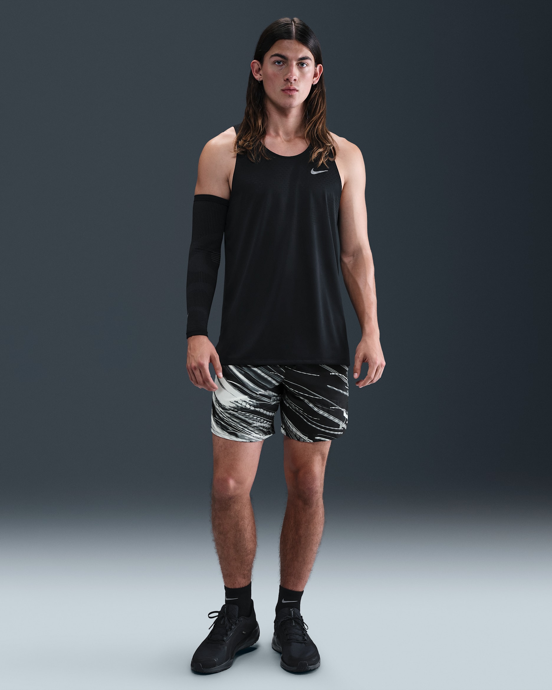 Nike Stride Men's Dri-FIT 18cm (approx.) Briefs-Lined Running Shorts - Photon Dust/Off-Noir
