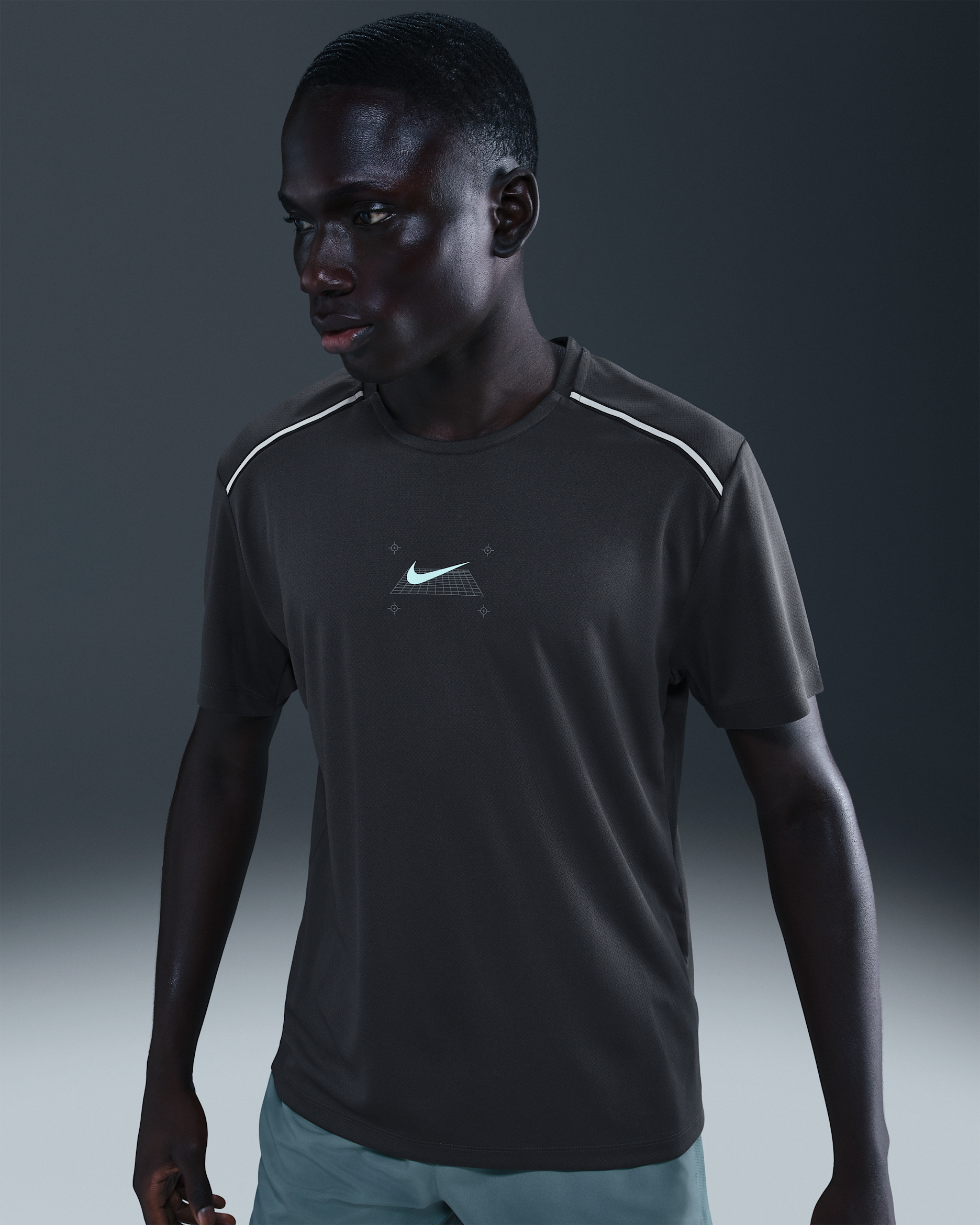 Nike Miler Camiseta de running de manga corta - Hombre - Anthracite