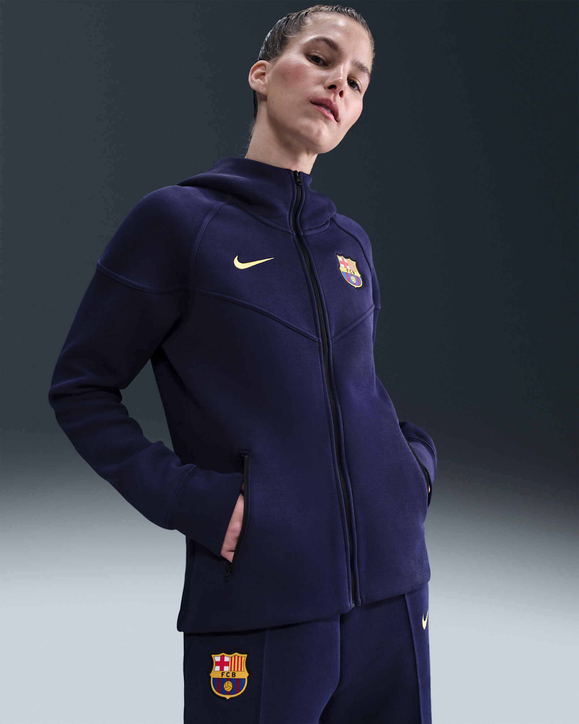 F.C. Barcelona Tech Windrunner Women's Nike Football Fleece Full-Zip Hoodie - Imperial Purple/Midwest Gold