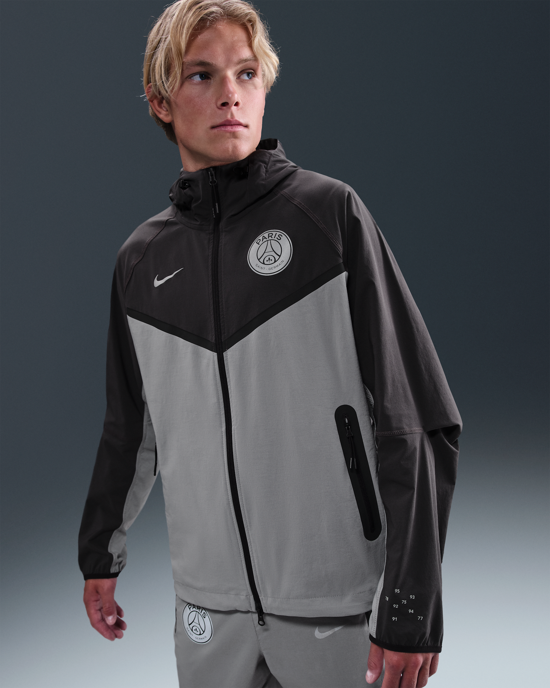 Paris Saint-Germain Tech Windrunner Men's Nike Football Full-Zip Woven Jacket - Anthracite/Particle Grey/Particle Grey