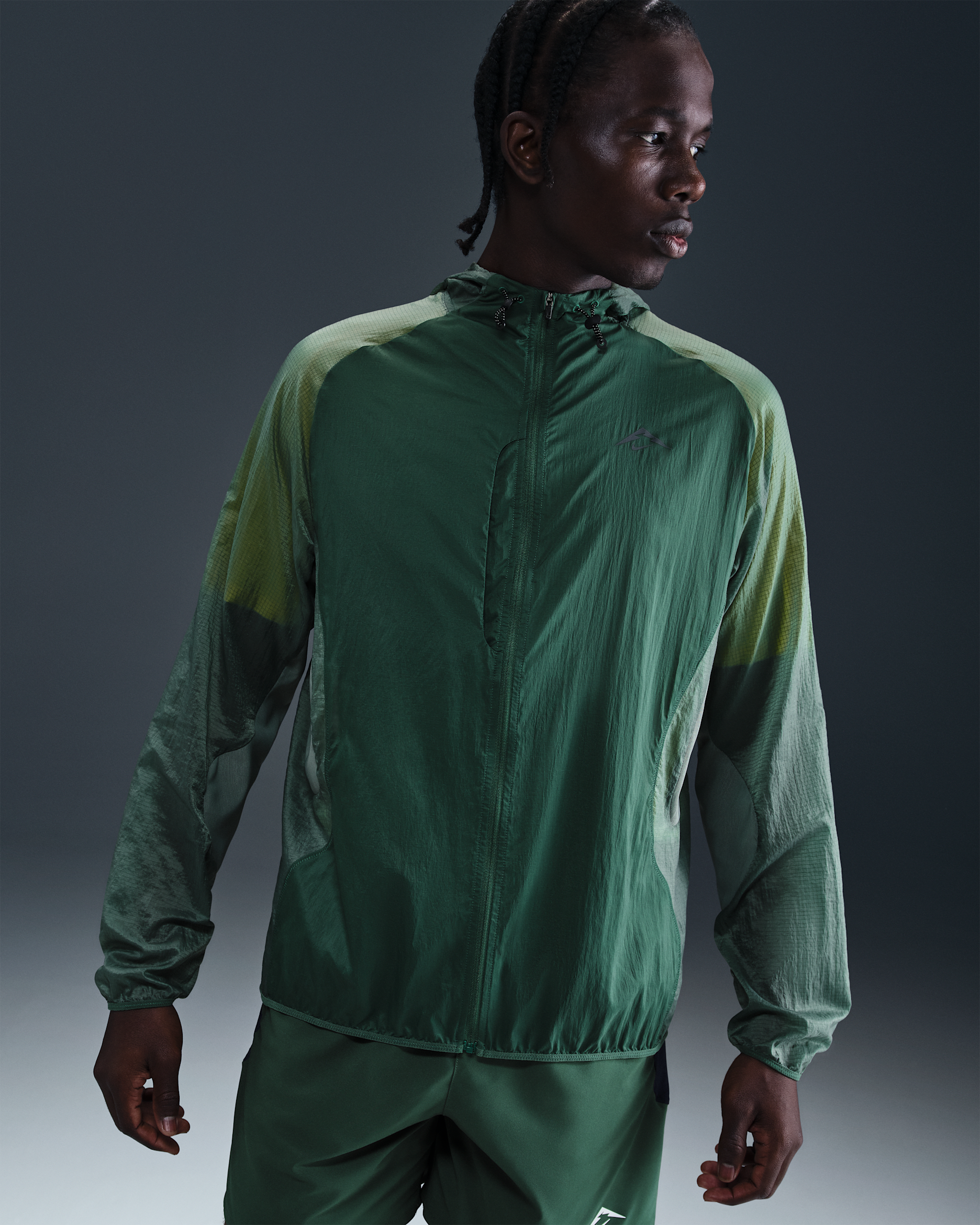 Nike Trail Aireez Men's Running Jacket - Fir/Clay Green/Black