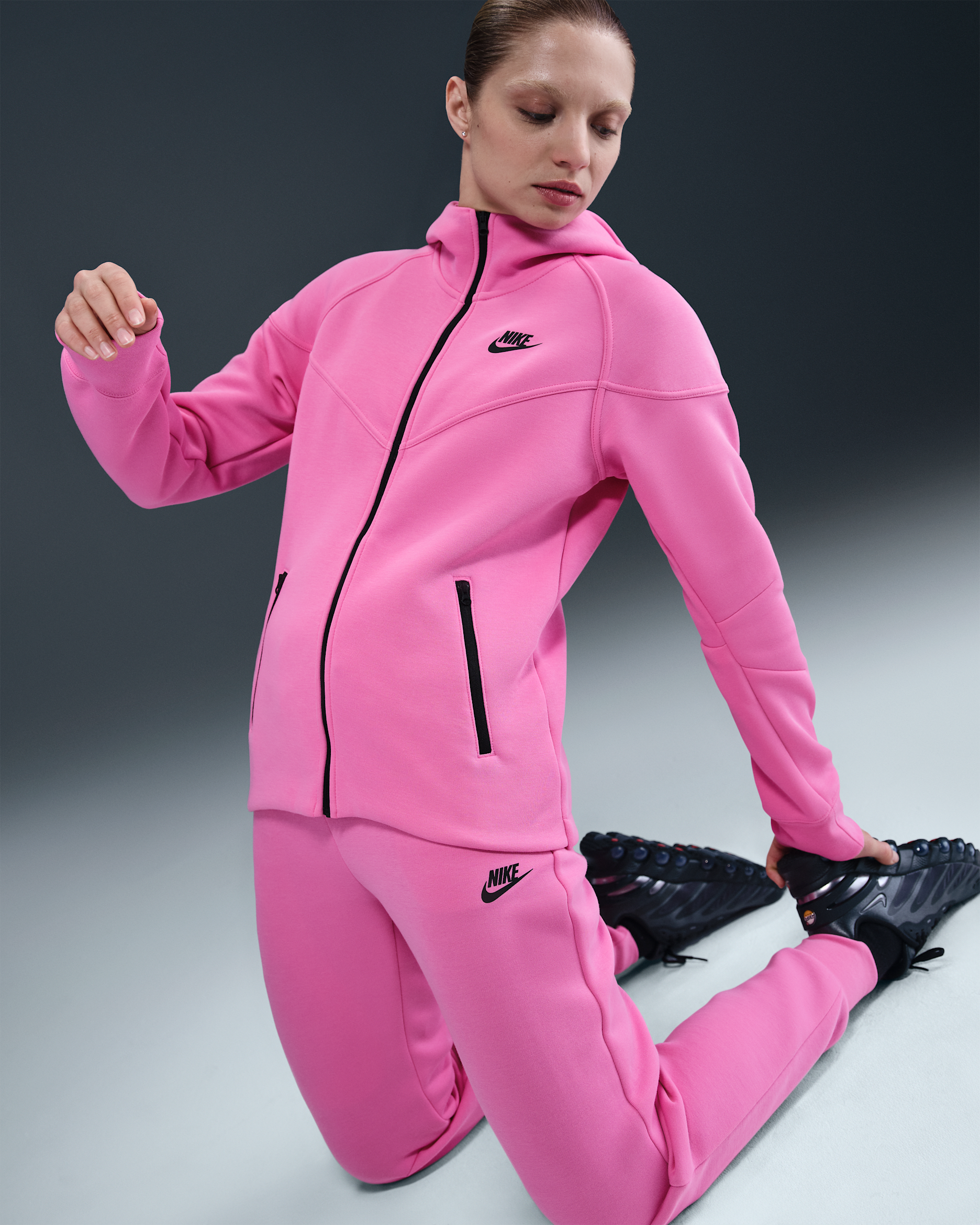 Nike Sportswear Tech Fleece Windrunner Women's Full-Zip Hoodie