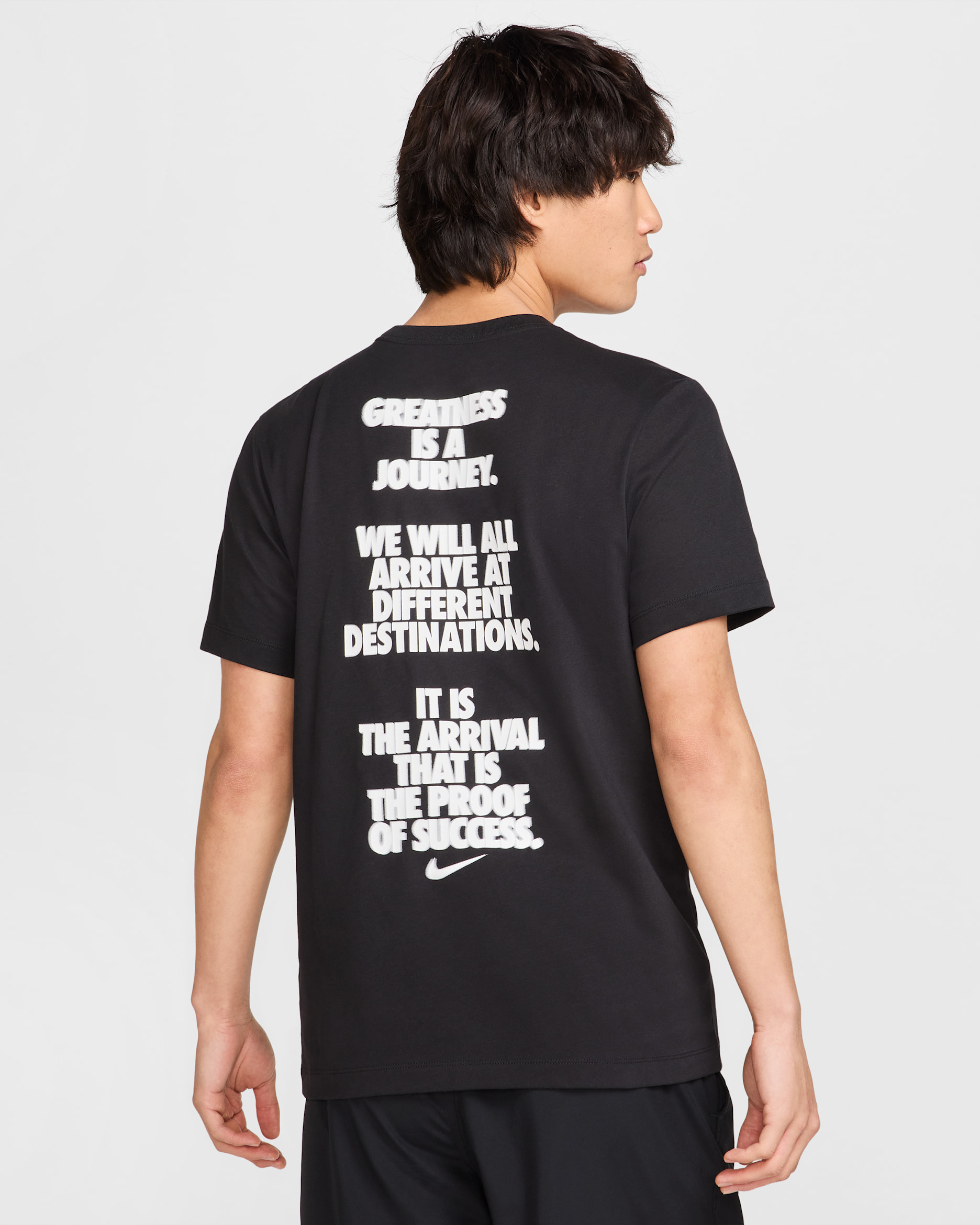 ナイキ メンズ Dri-FIT フィットネス Tシャツ - ブラック