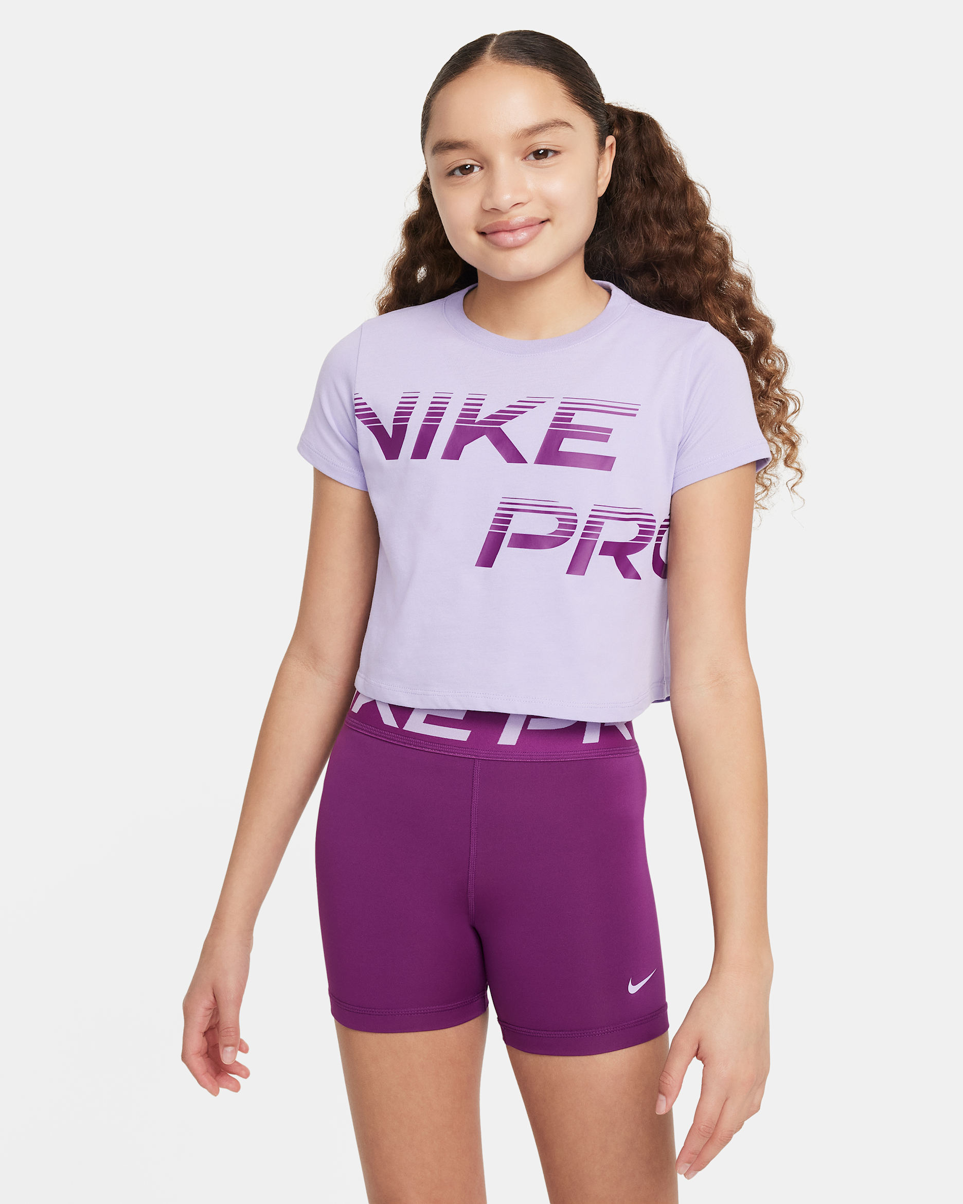 Nike Pro Older Kids' (Girls') Dri-FIT Cropped T-Shirt - Hydrangeas