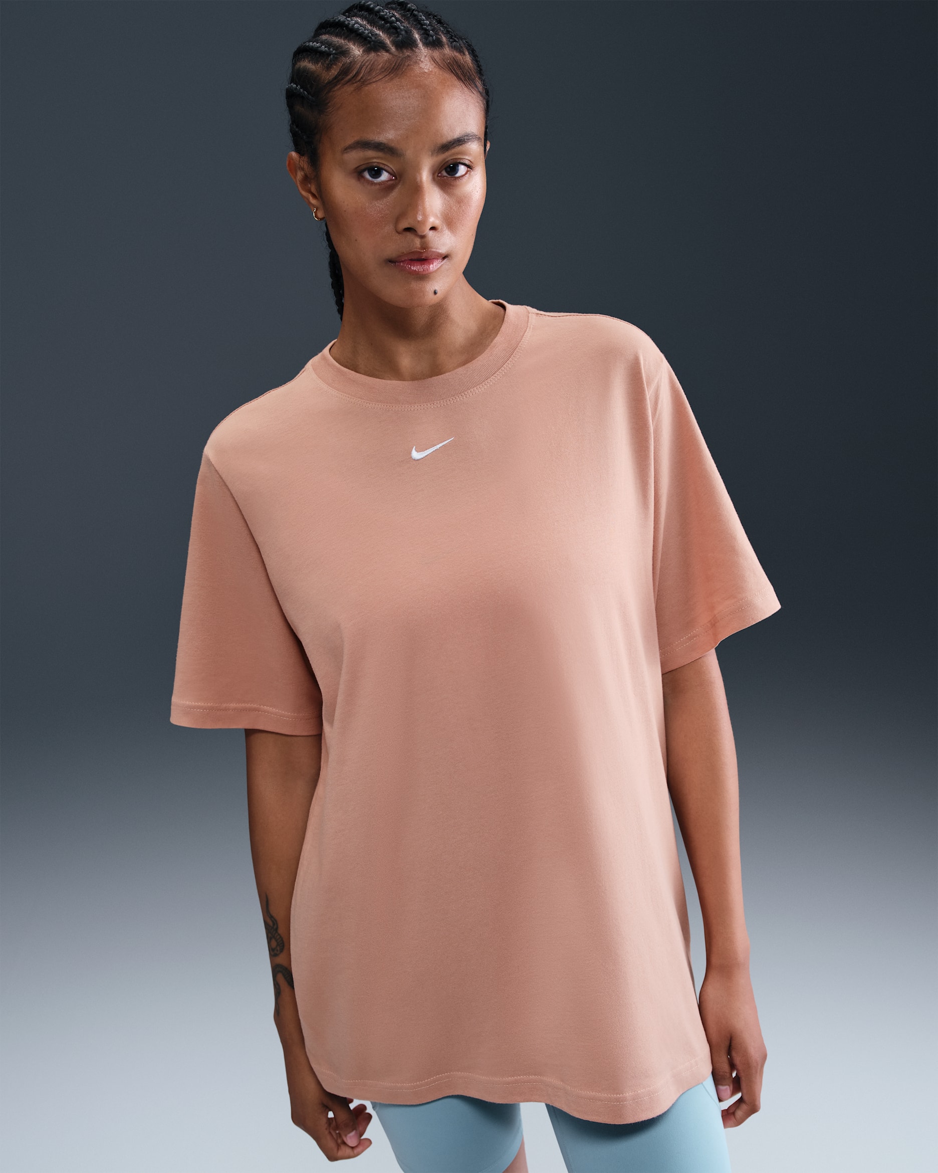 Nike Sportswear Women's T-Shirt - Rose Gold