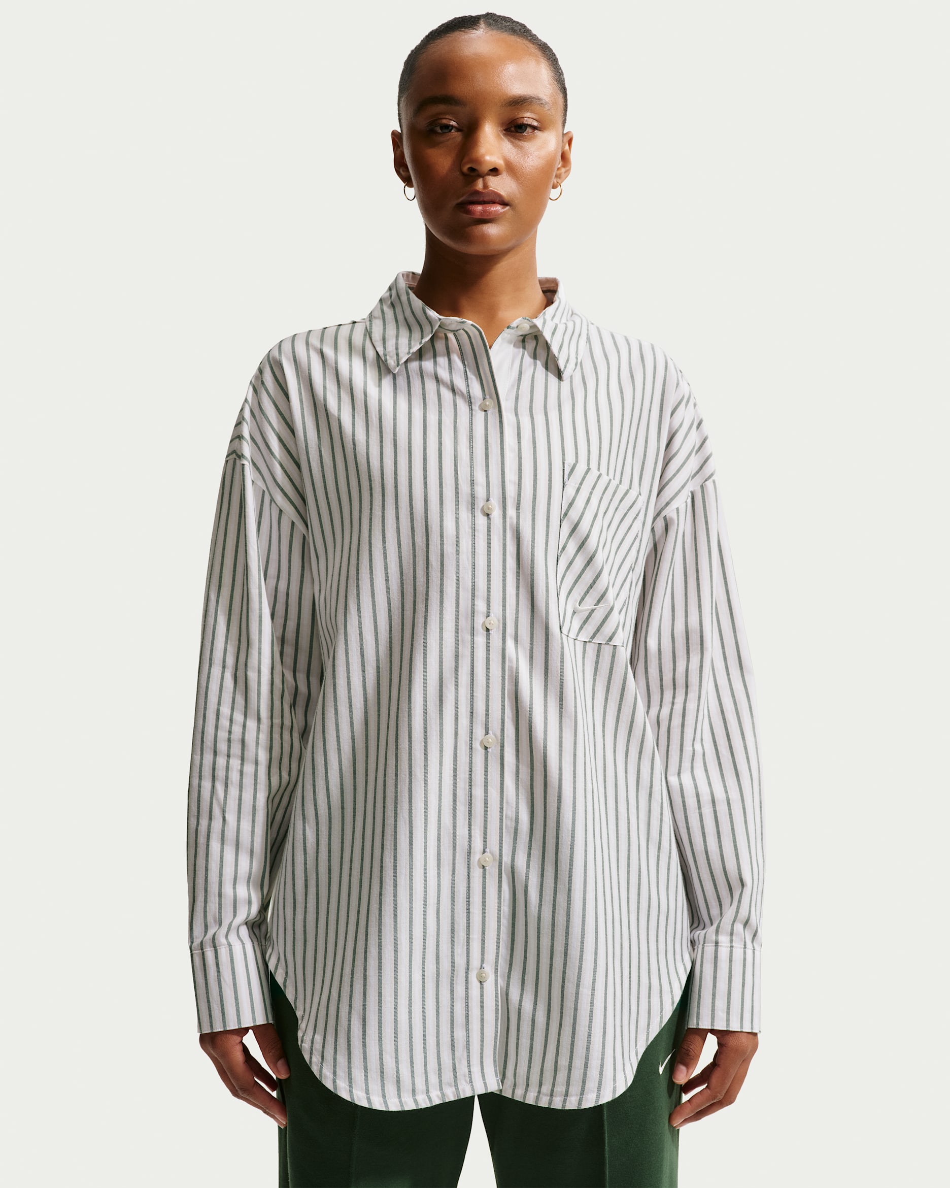 Nike Sportswear Chill Poplin Women's Oversized Woven Long-Sleeve Striped Top - Fir/Light Orewood Brown/Summit White