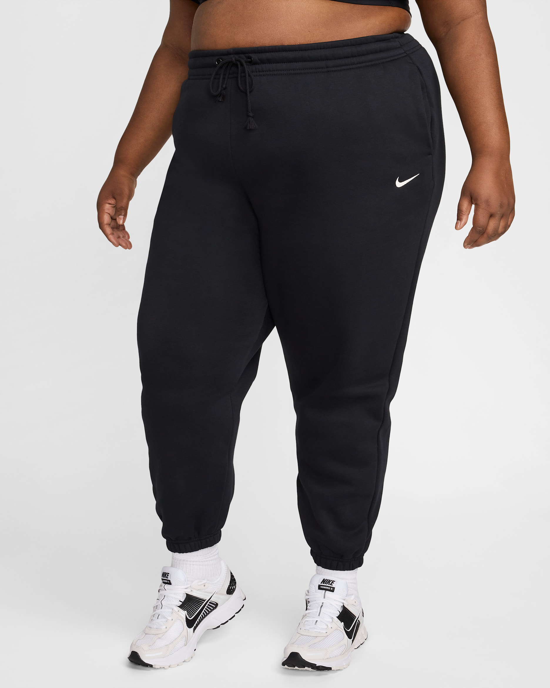 Nike Sportswear Phoenix Fleece Women's High-Waisted Oversized Tracksuit Bottoms (Plus Size) - Black/Sail