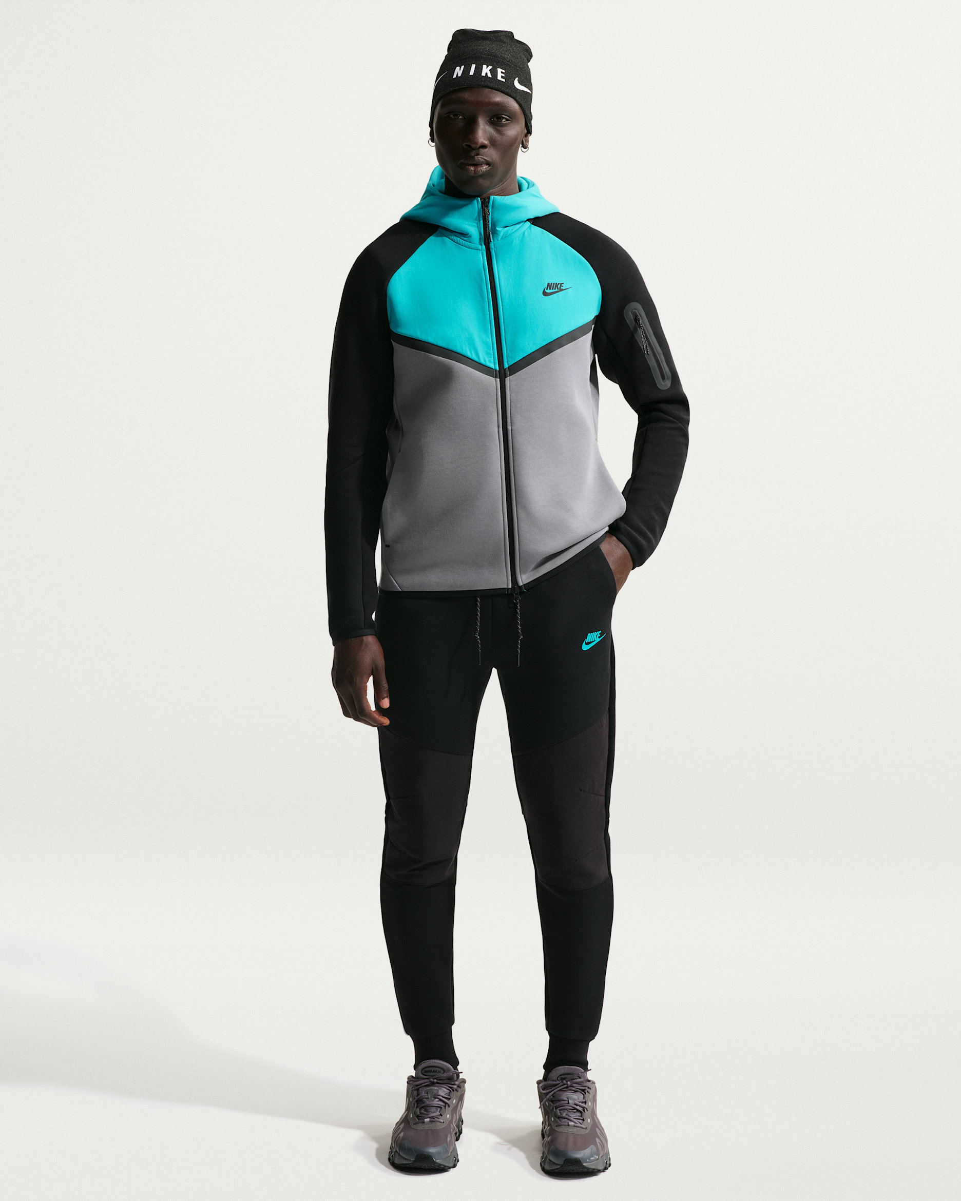Pantalon de jogging en tissu Fleece Nike Tech pour homme - Noir/Noir/Dusty Cactus