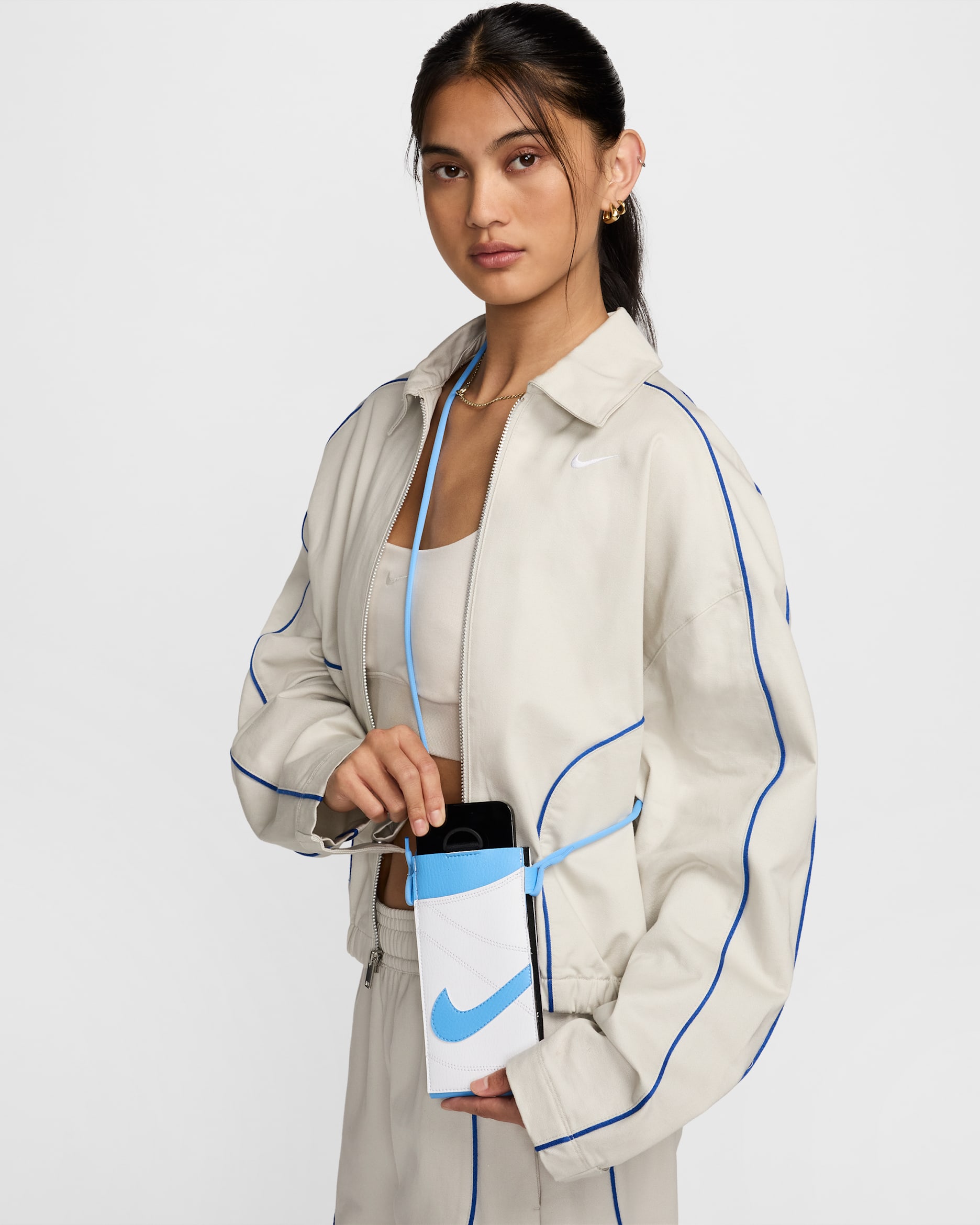 나이키 프리미엄 폰 크로스바디 백 - 유니버시티 블루/화이트/유니버시티 블루