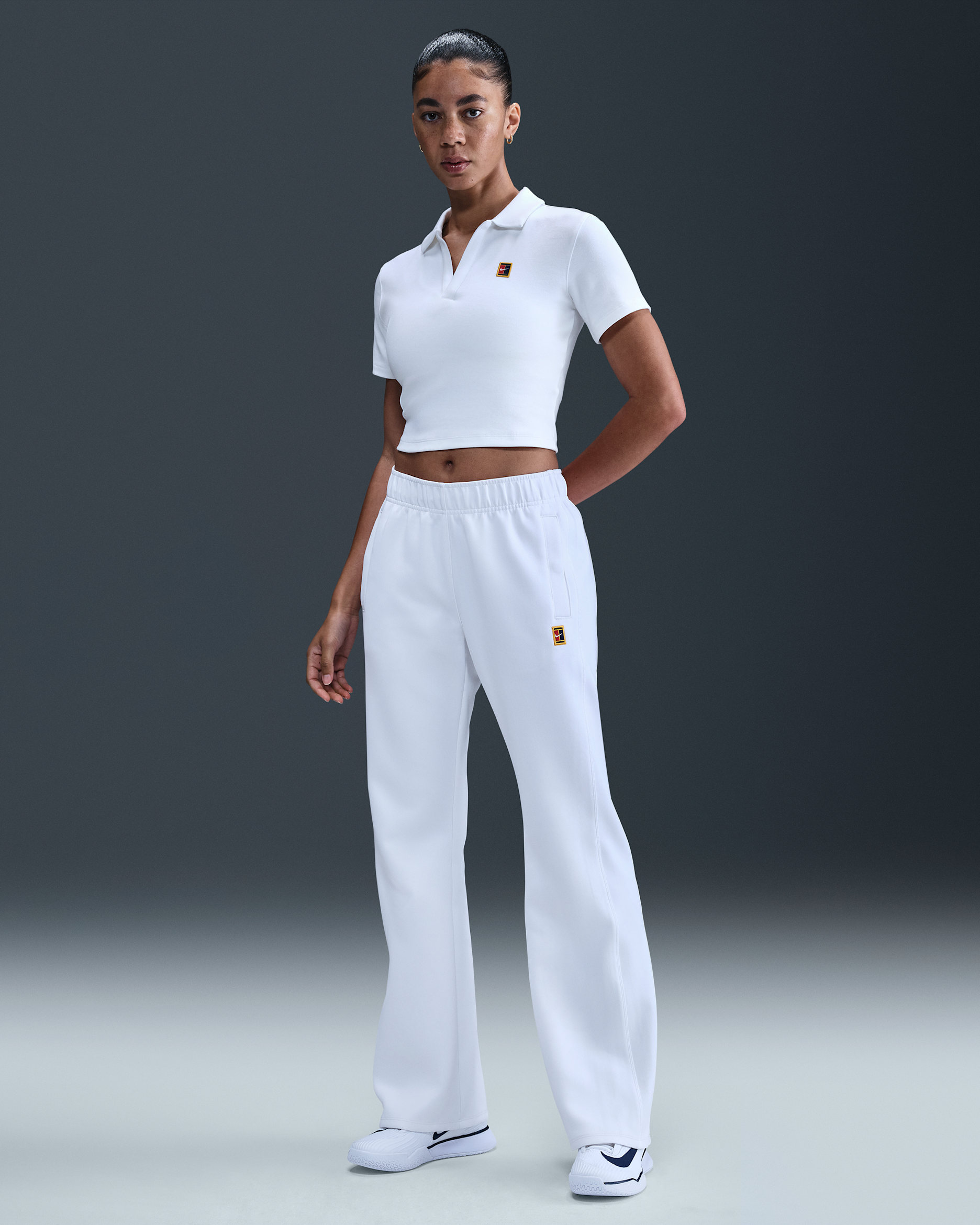 NikeCourt Heritage Windrunner Women's Mid-Rise Tennis Pants - White