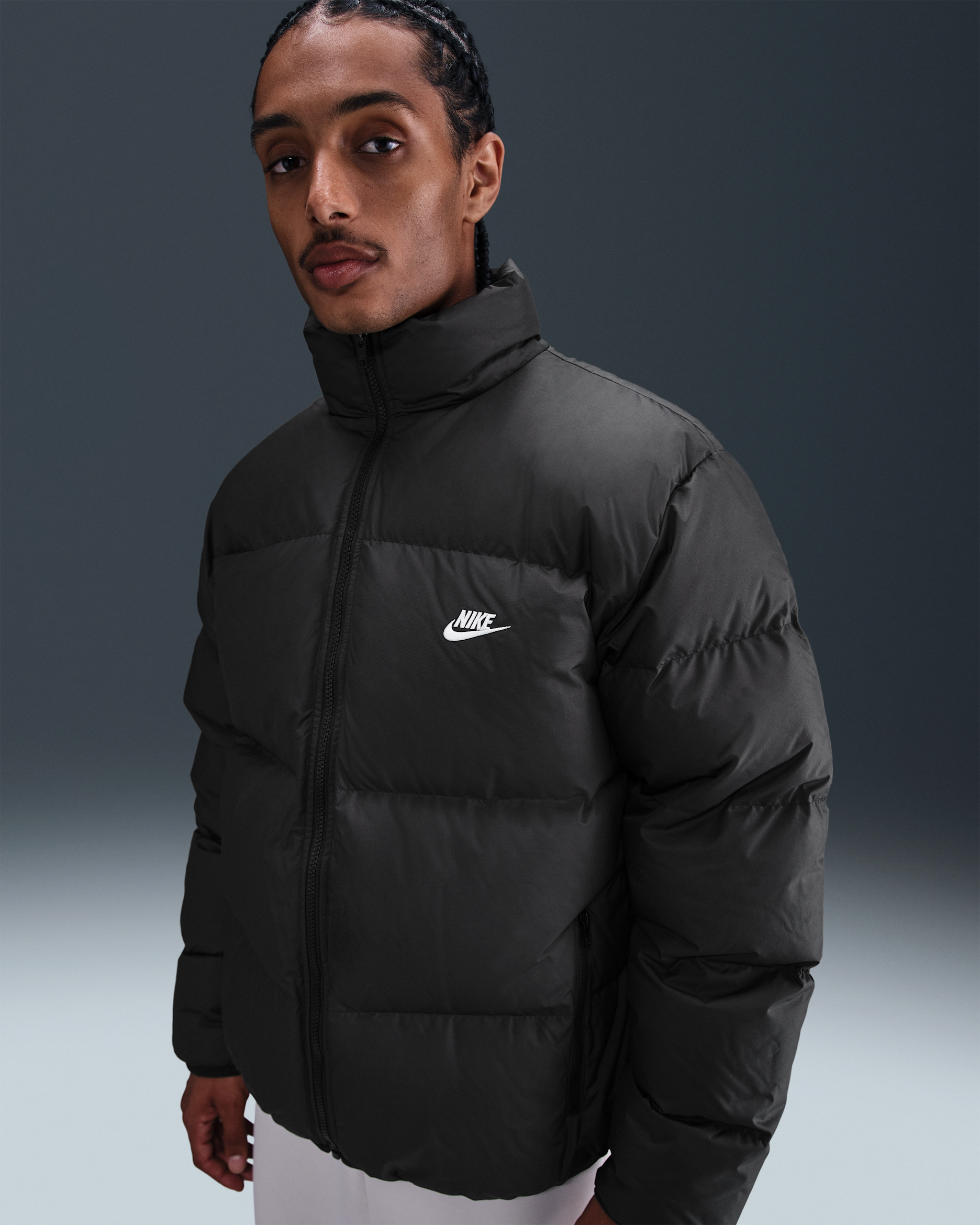 Nike Sportswear Club Men's Therma-FIT Puffer Jacket - Black/White