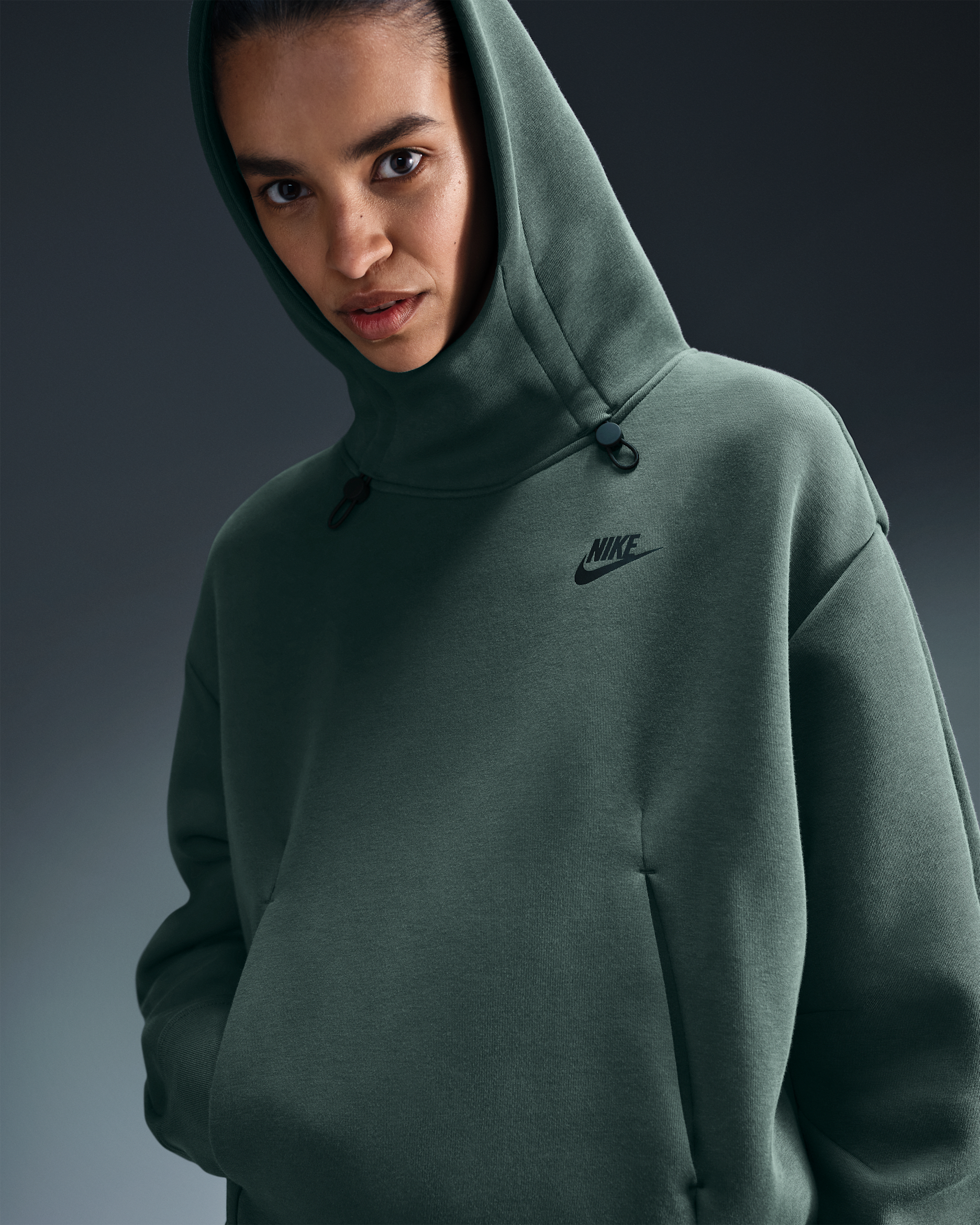 Nike Sportswear Tech Fleece Women's Oversized Hoodie - Vintage Green/Black
