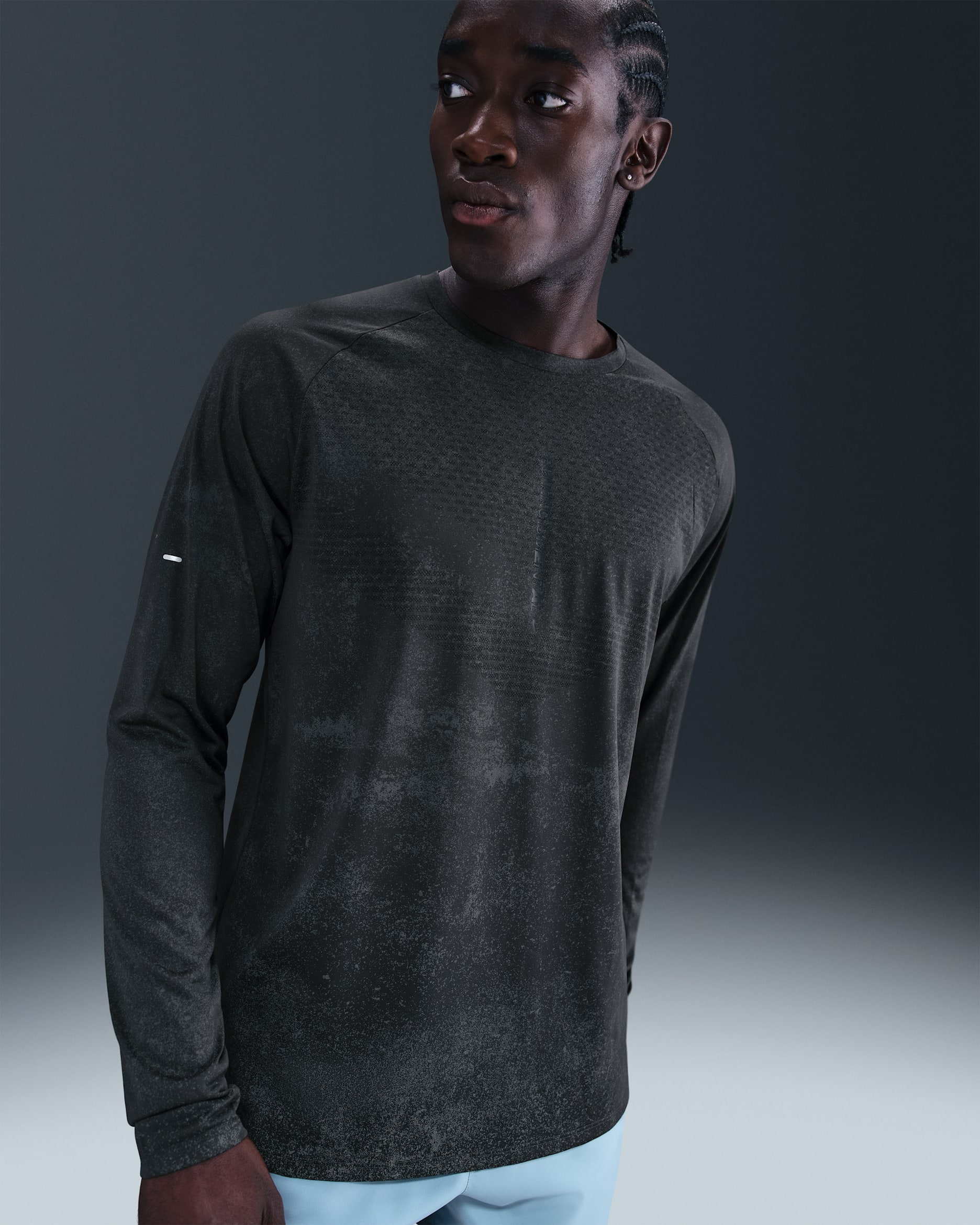 Nike Stride Men's Dri-FIT ADV Long-Sleeve Running Top with Reflective Accents - Off Noir