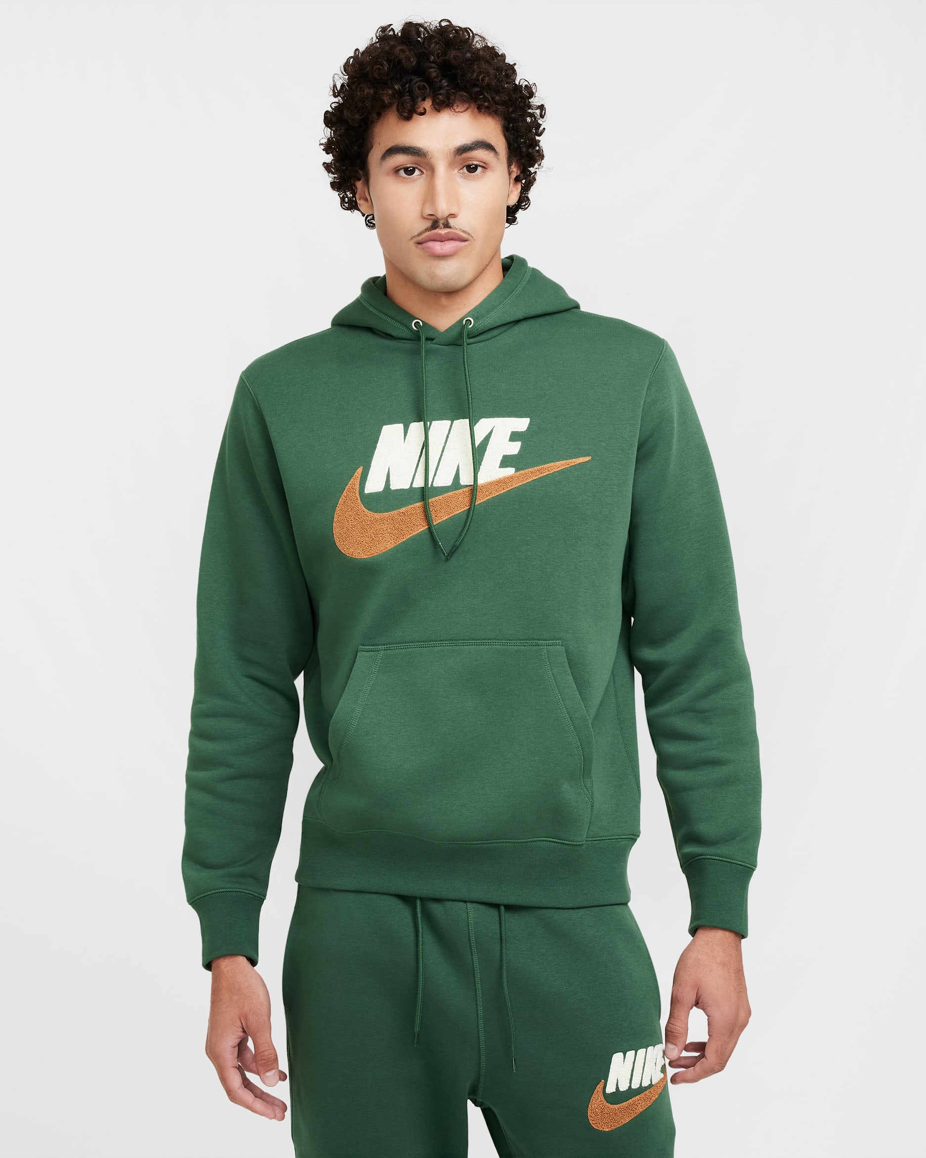 Nike Club Fleece hettegenser til herre - Fir/Fir