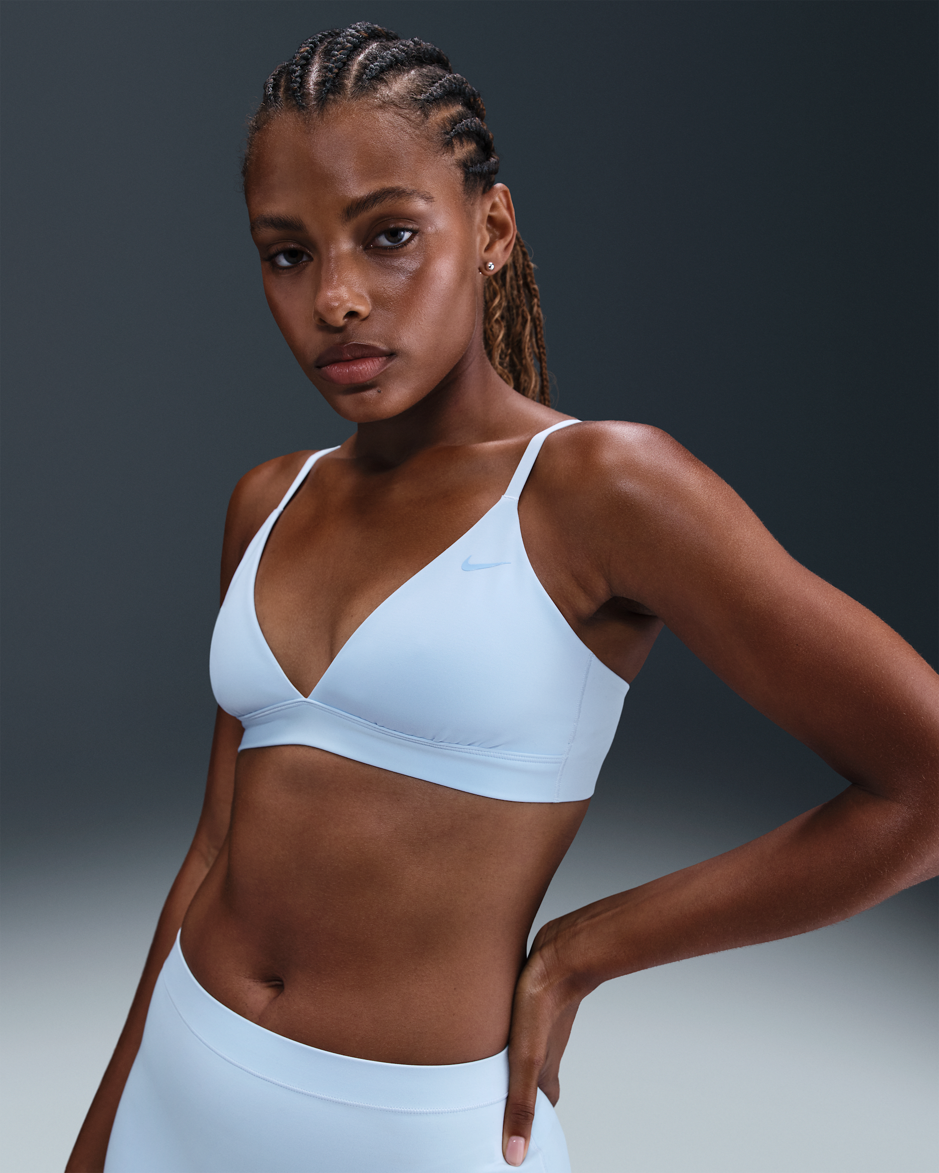 Nike Form Women's Light-Support Non-Padded Triangle Sports Bra - Celestine Blue/Psychic Blue