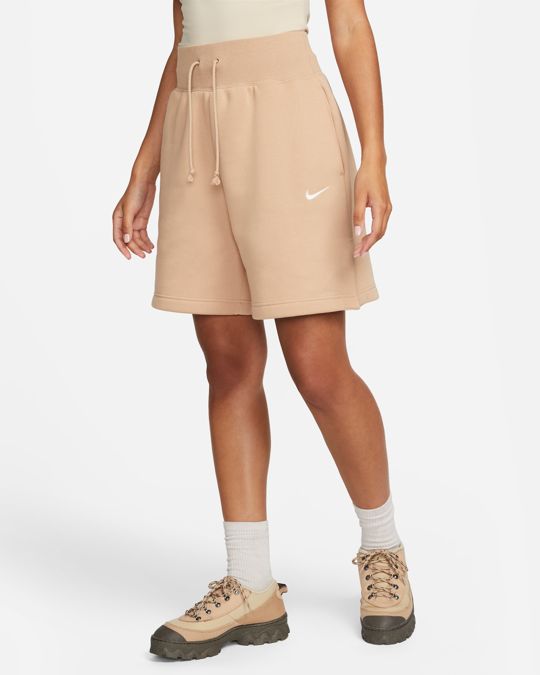Shorts de ajuste holgado y tiro alto para mujer Nike Sportswear Phoenix Fleece - Cáñamo/Vela