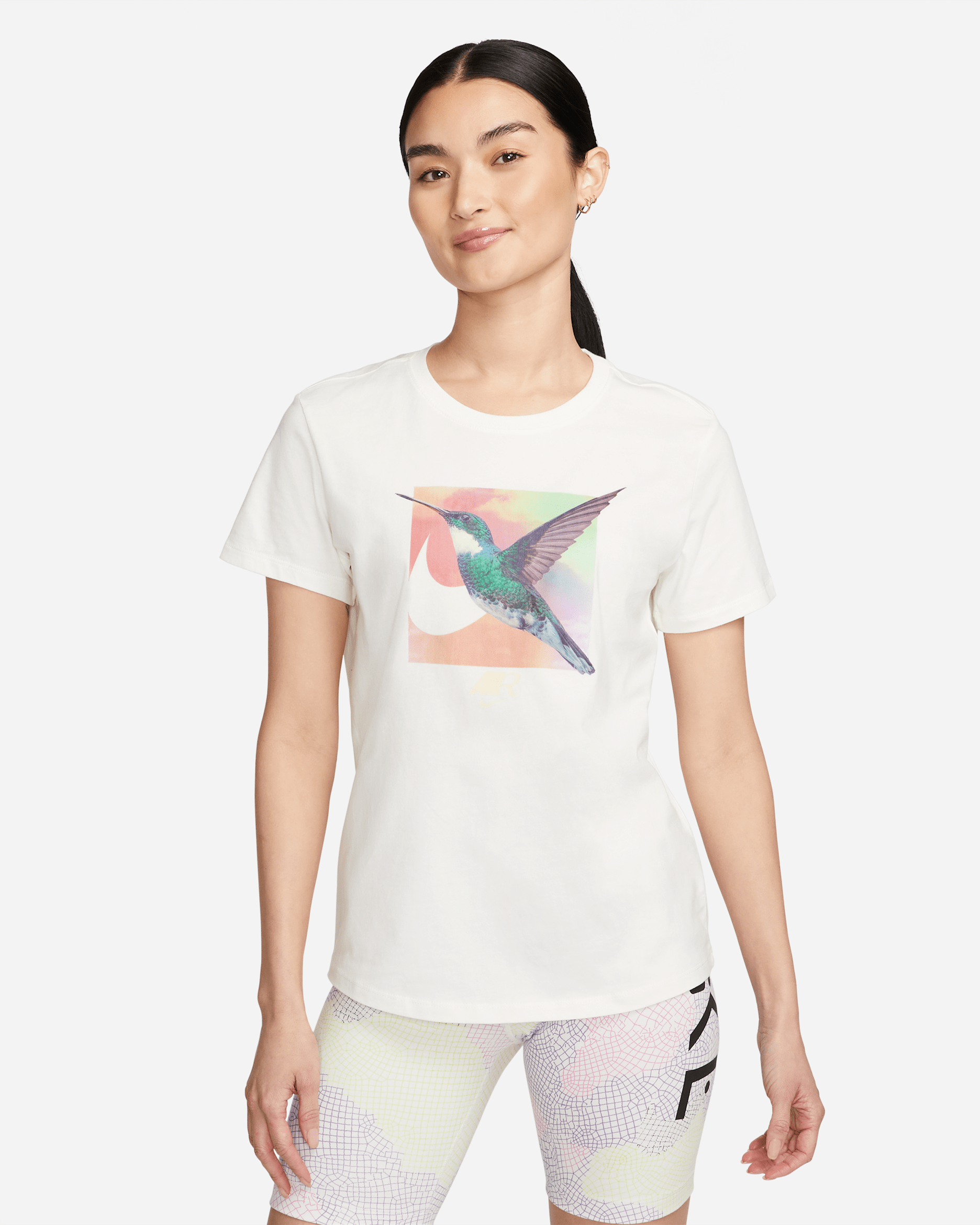 Nike Sportswear 女款 T 恤 - Sail