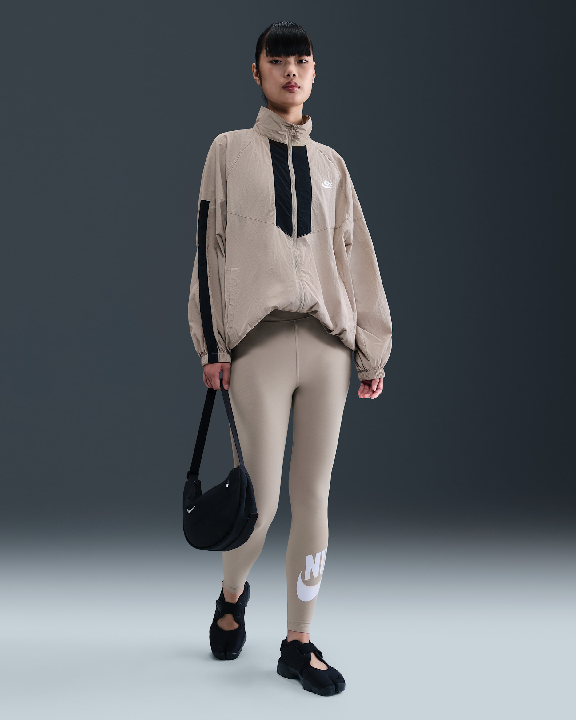 Nike Sportswear Classics Women's High-Waisted Graphic Leggings - College Grey/White