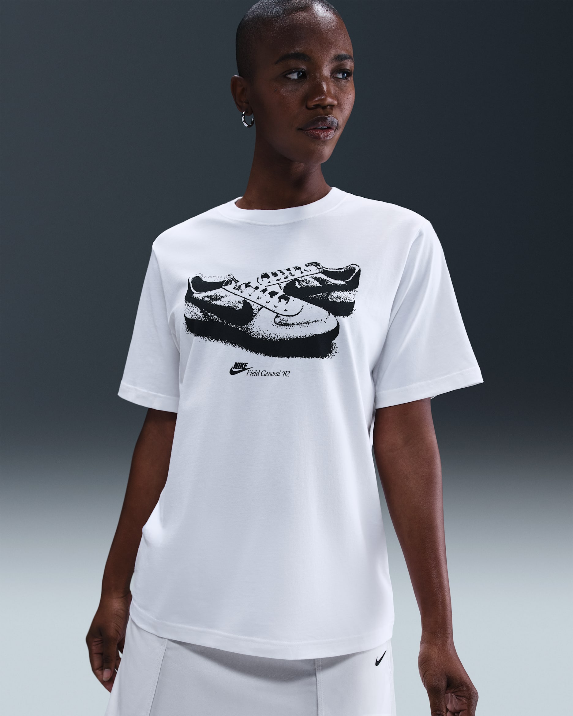 Nike Sportswear Women's Loose T-Shirt - White