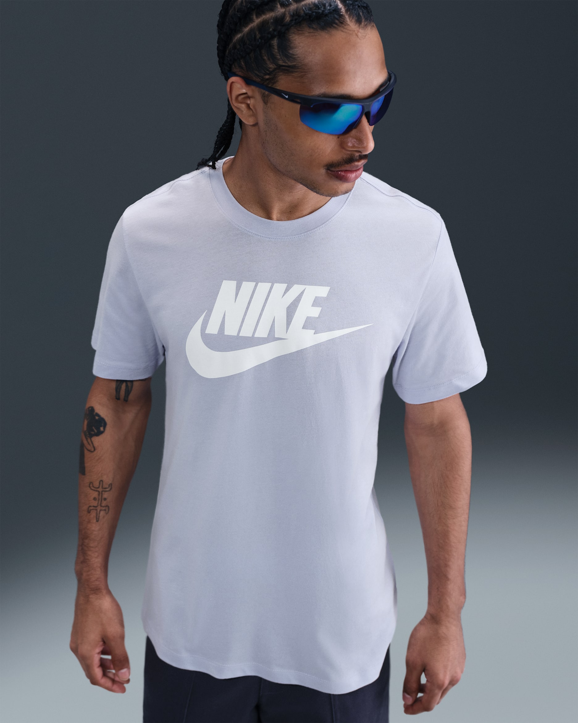 Nike Sportswear Men's T-Shirt - Ghost