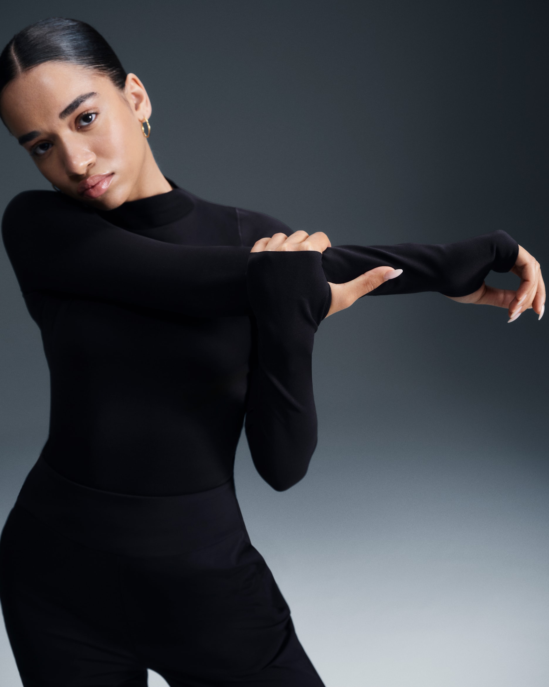 Nike Zenvy Women's Dri-FIT Long-Sleeve Top - Black