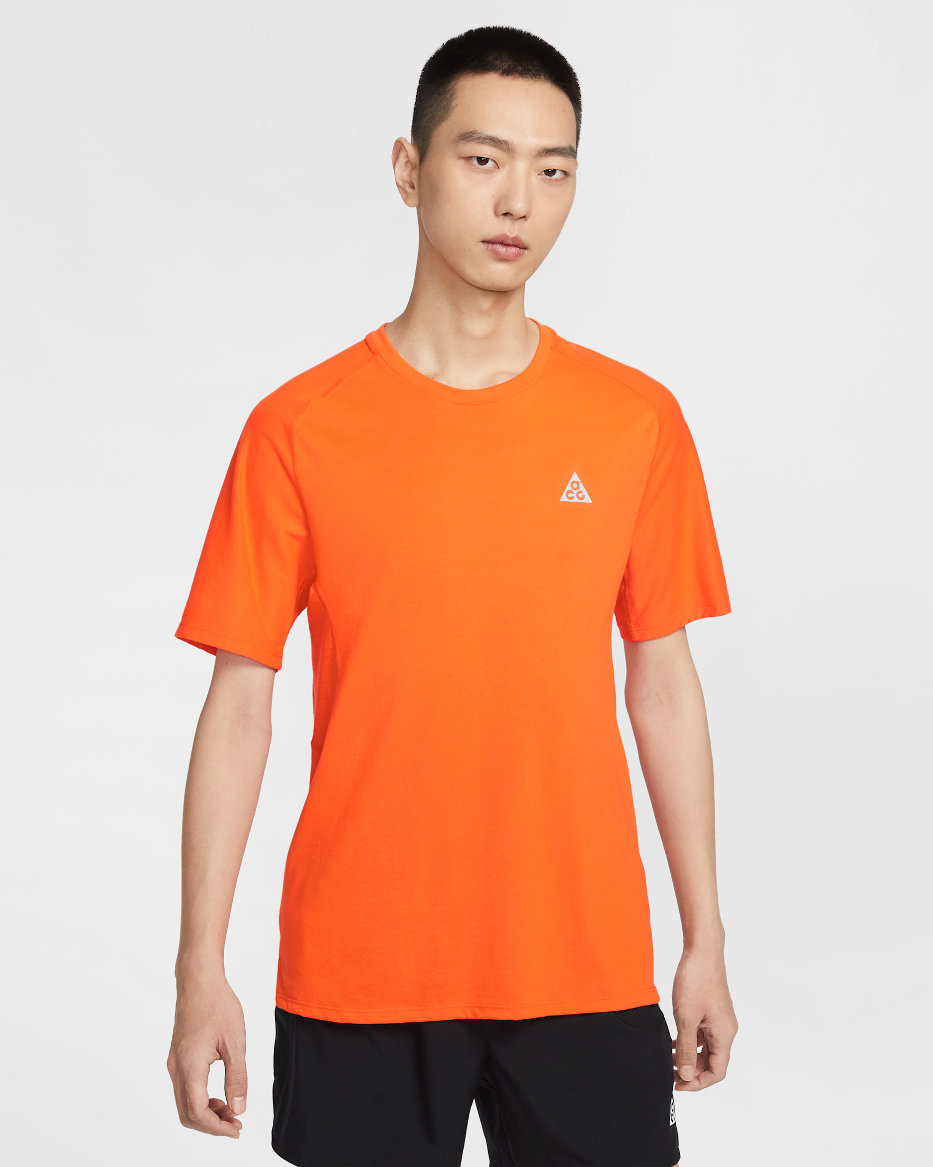 나이키 ACG '솔라 체이스' 남성 드라이 핏 ADV 트레일 러닝 탑 - 세이프티 오렌지/세이프티 오렌지/서밋 화이트