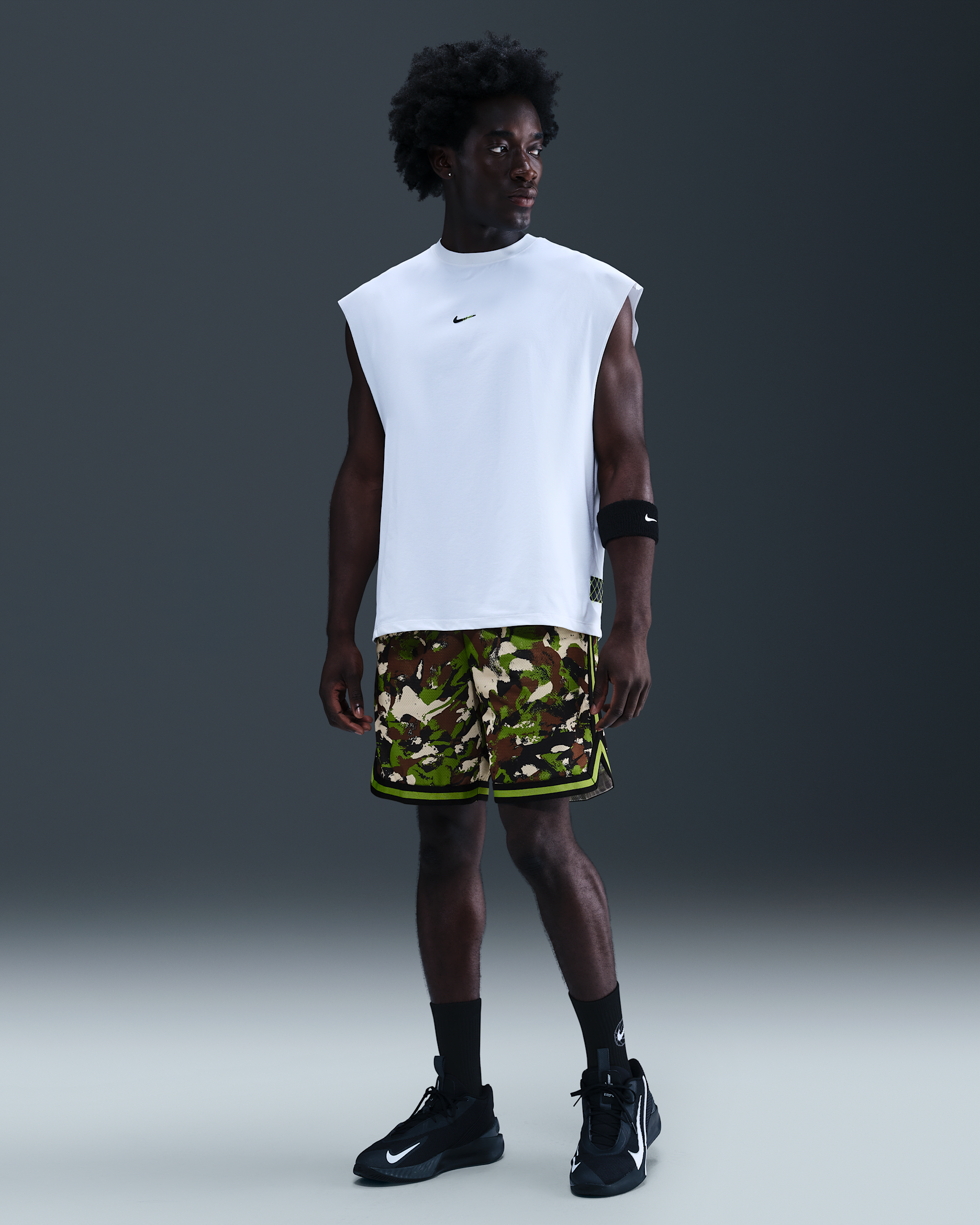 Nike DNA Men's Dri-FIT Basketball Shorts - Chlorophyll/Black
