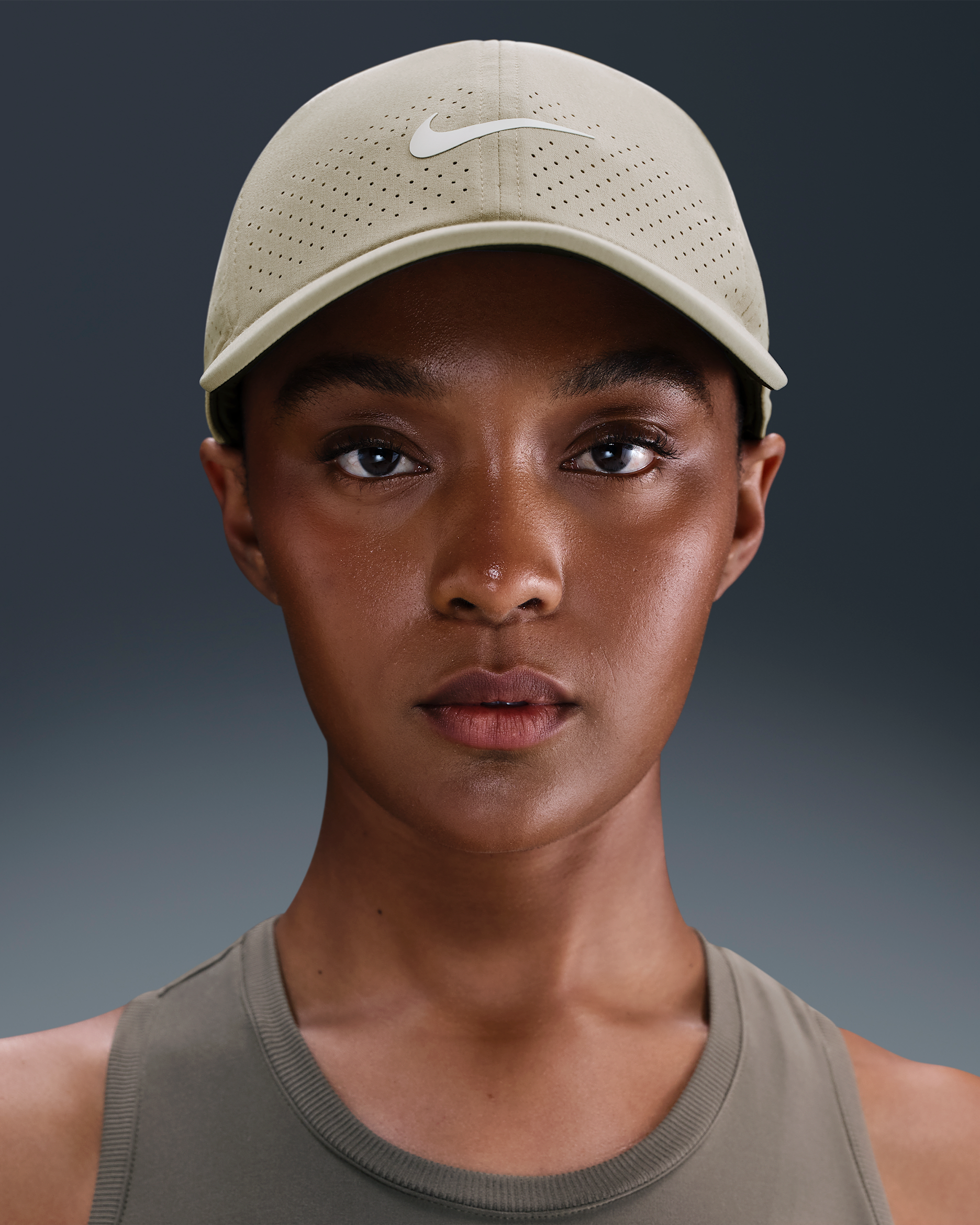 Nike Dri-FIT ADV Club Unstructured Tennis Cap - Desert Khaki/White