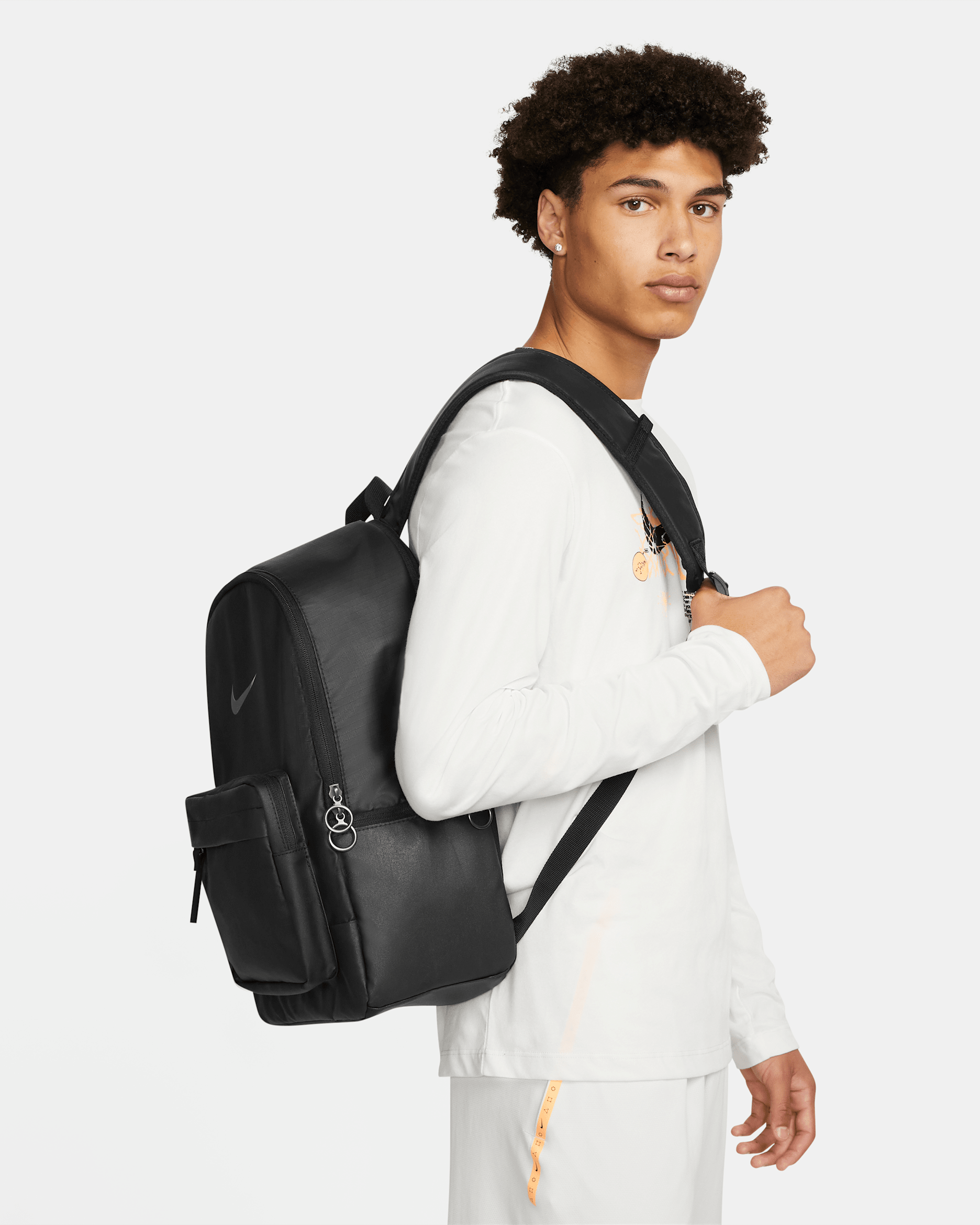 Mochila de inverno Eugene Nike Heritage (23 L) - Preto/Preto/Cinzento Smoke