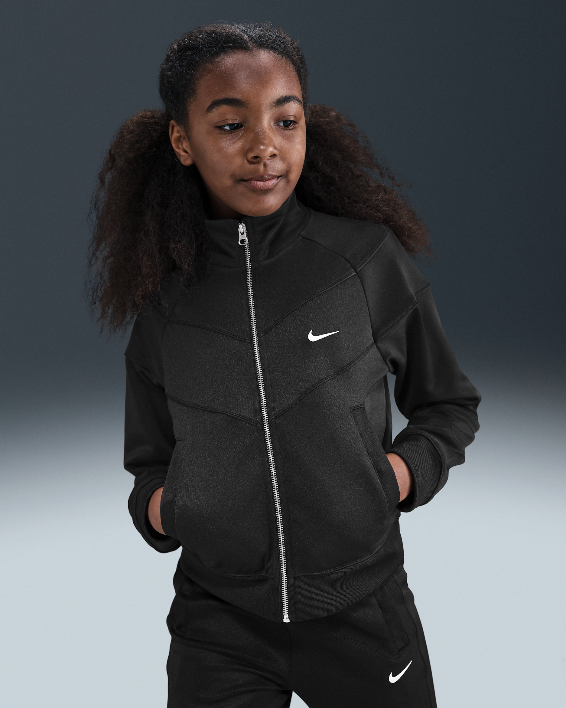 Nike Sportswear Trainingsjacke aus Strickmaterial (ältere Kinder, Mädchen) - Schwarz/Schwarz/Weiß