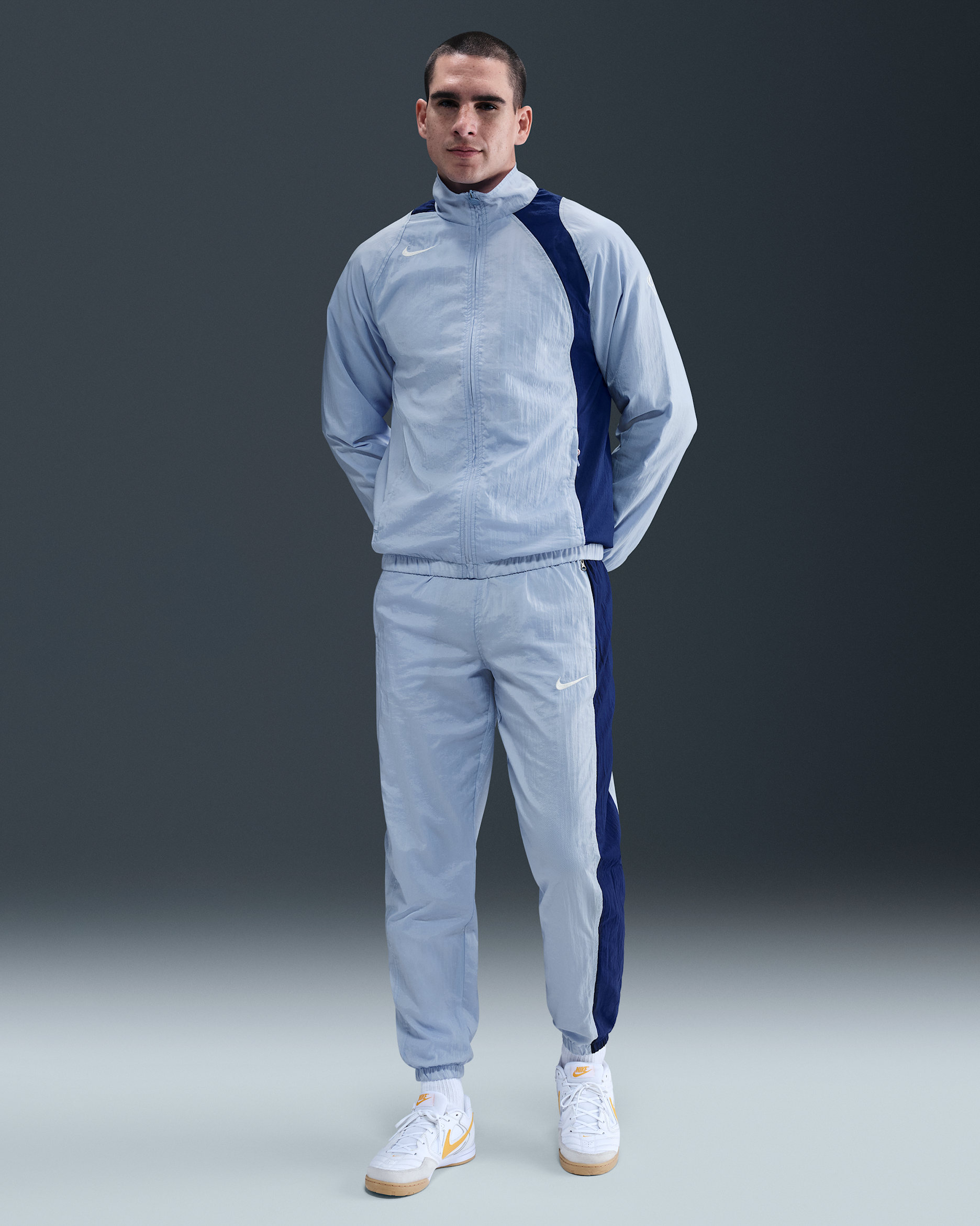 Pants deportivos de fútbol Repel para hombre Nike Total 90 - Aluminio/Azul vacío/Vela