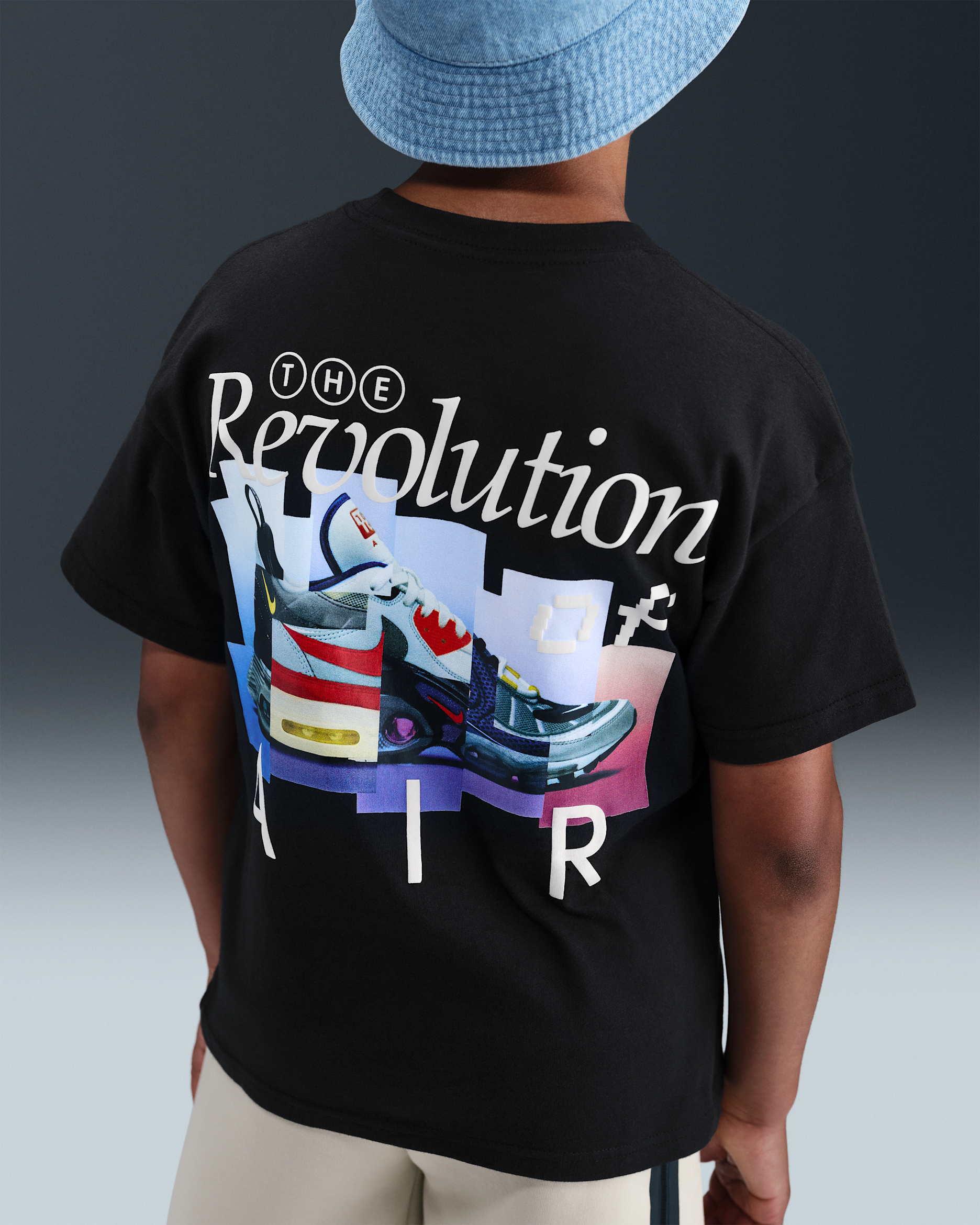 Nike Sportswear Big Kids' T-Shirt - Black