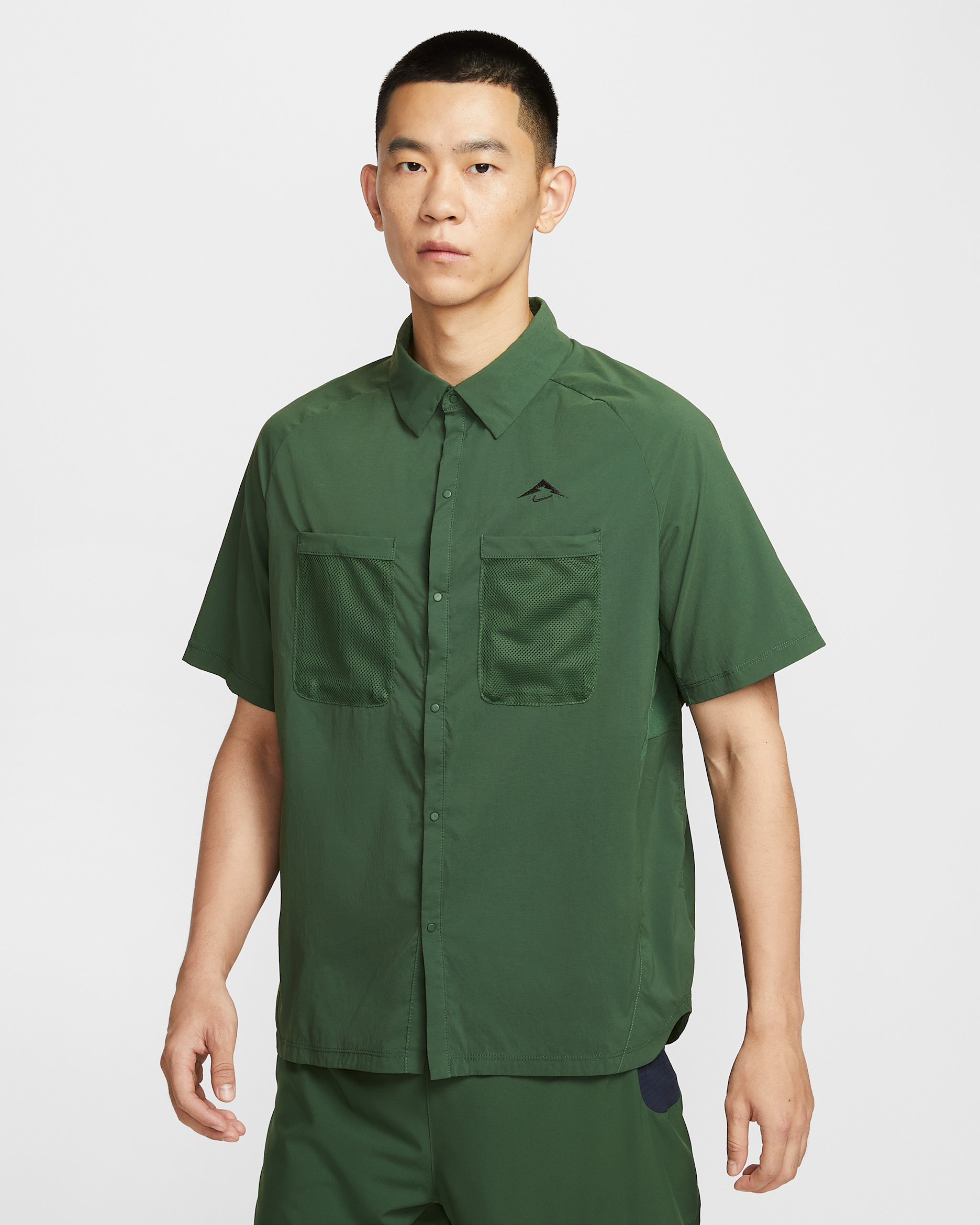 Nike Trail Men's Dri-FIT UV Running Button-Up Shirt - Fir/Fir/Black