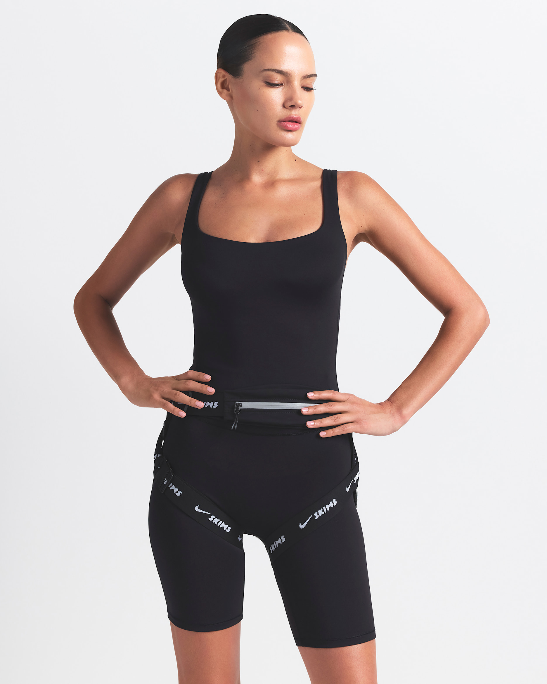 NikeSKIMS Matte Women's Square-Neck Tank - NSKM OBSIDIAN