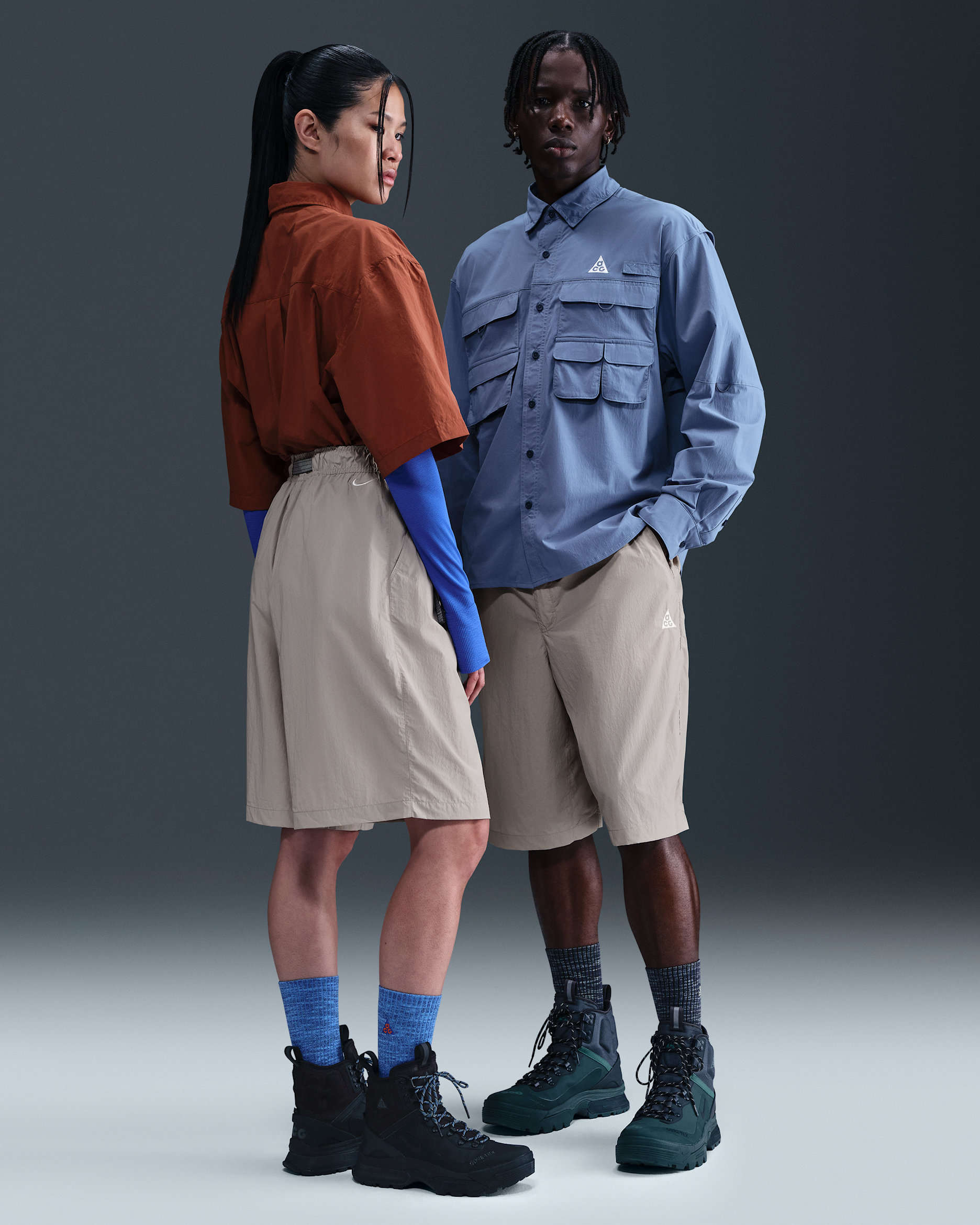 Shorts Repel oversized con protección contra los rayos UV Nike ACG "Orb Weaver" - Gris universitario/Gris fútbol/Blanco cumbre