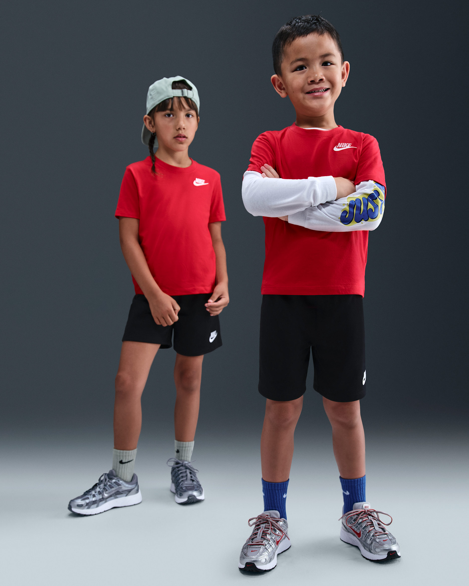 Conjunto de 2 piezas con shorts de tejido Knit Club para niños talla pequeña Nike - Rojo universitario/Negro