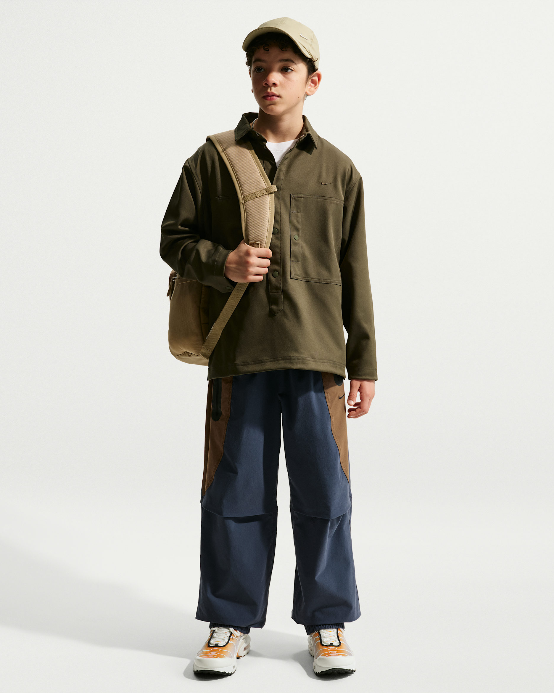 Nike Tech vevde bukser til store barn (gutt) - Thunder Blue/Mosswood Brown/Svart