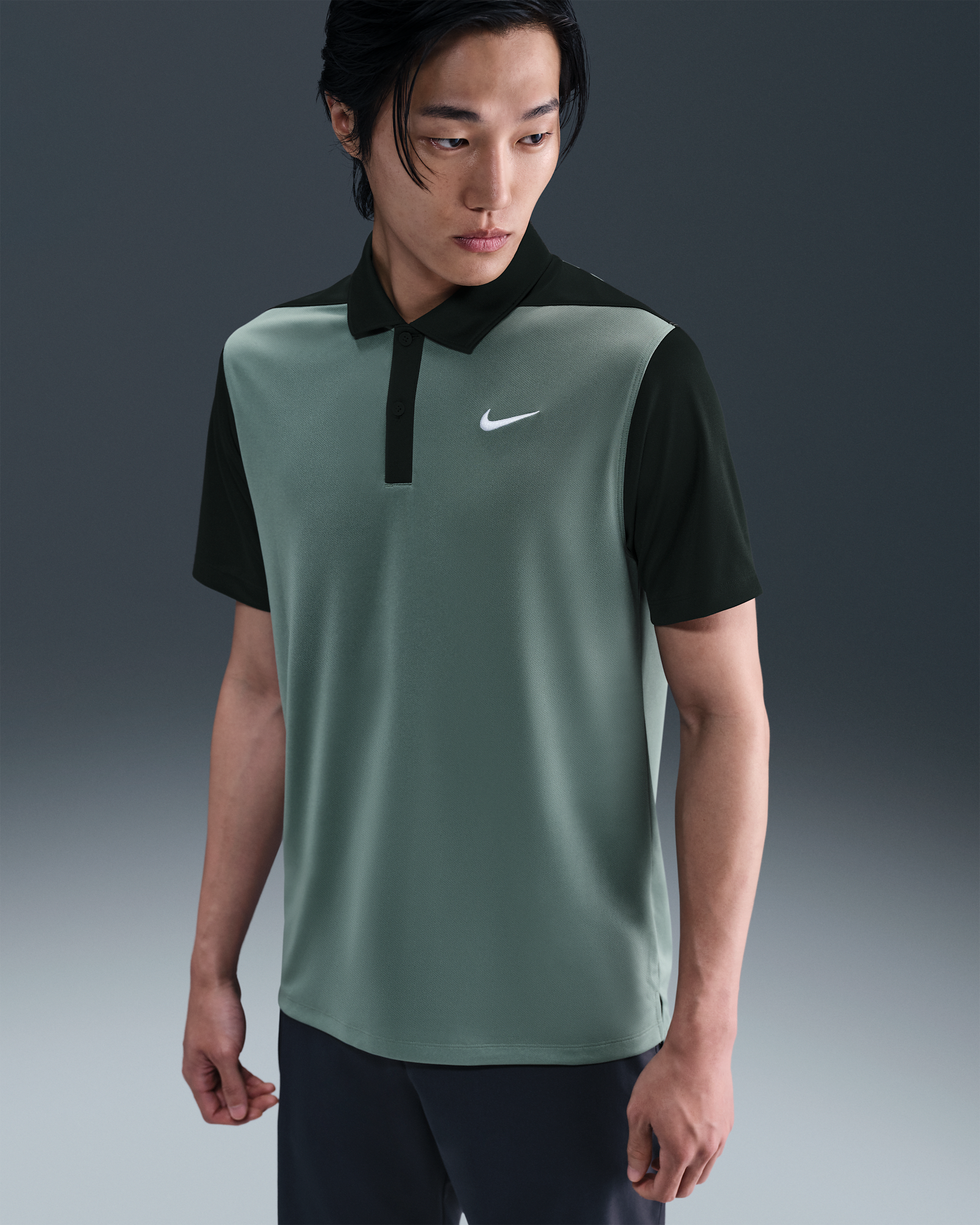나이키 빅토리+ 남성 드라이 핏 골프 폴로셔츠 - 클레이 그린/나이트 포레스트/화이트