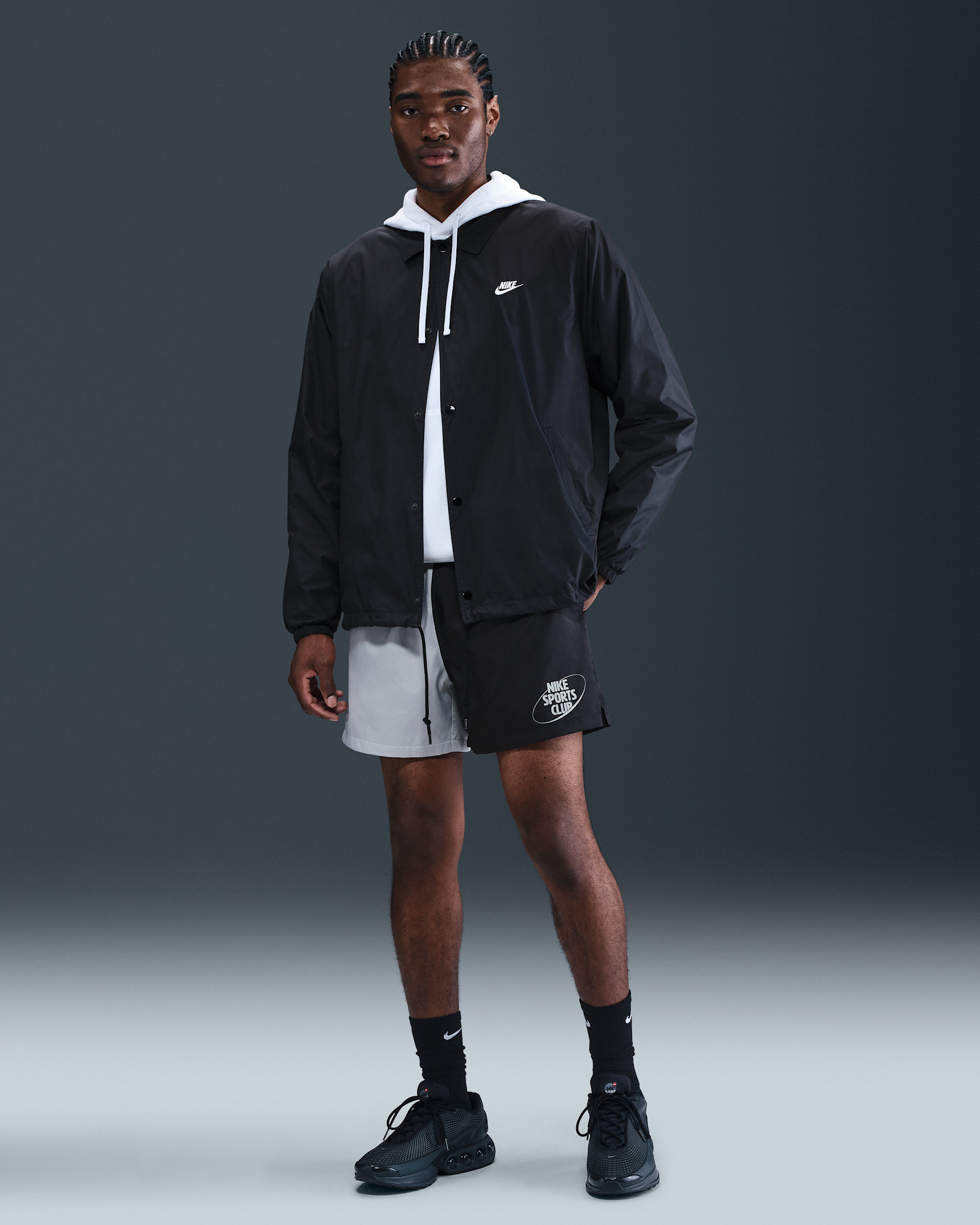 Shorts Flow para hombre Nike Club - Gris humo claro/Negro/Negro