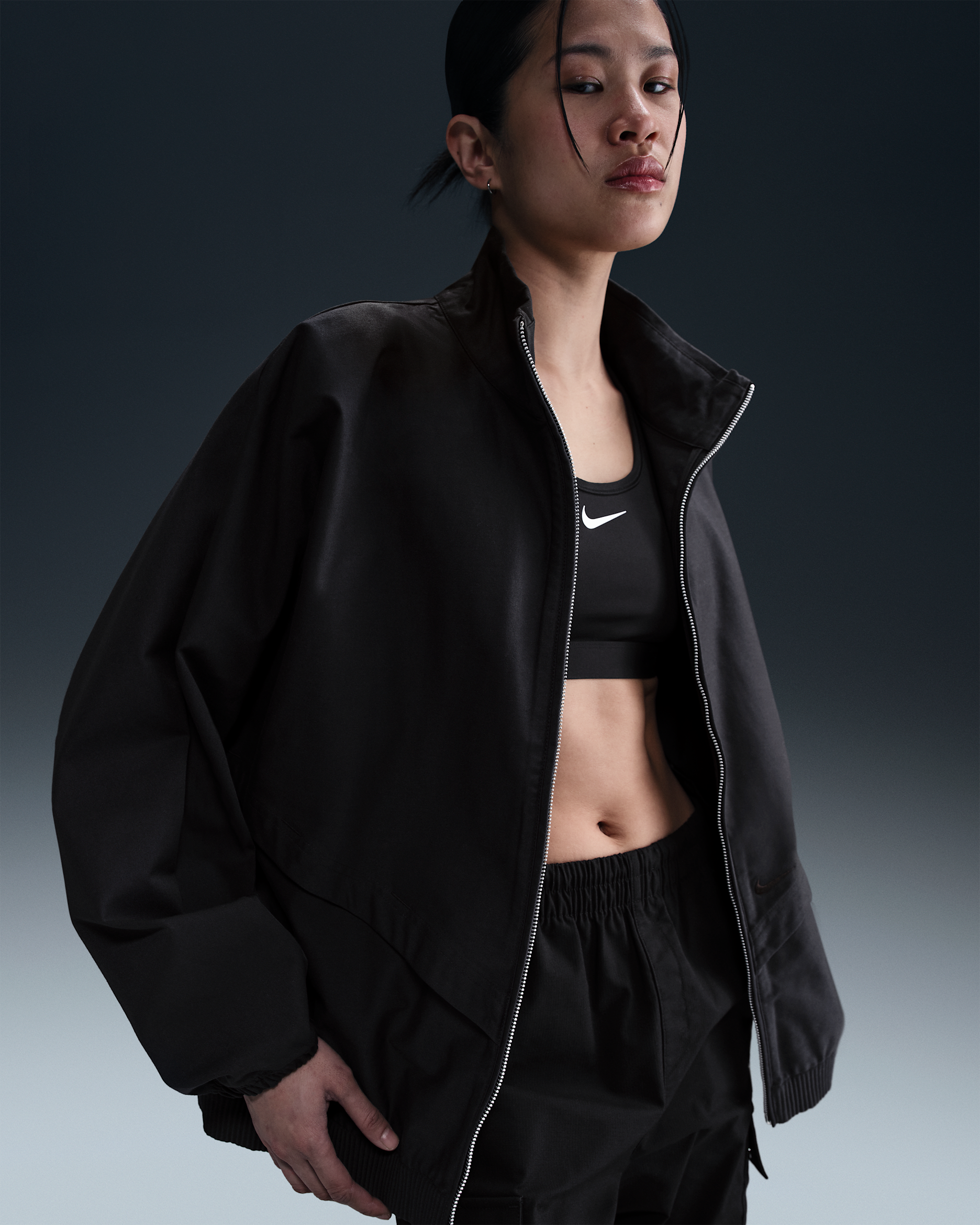 Casaco de sarja folgado Windrunner Nike Sportswear Collection para mulher - Preto/Preto/Castanho Velvet