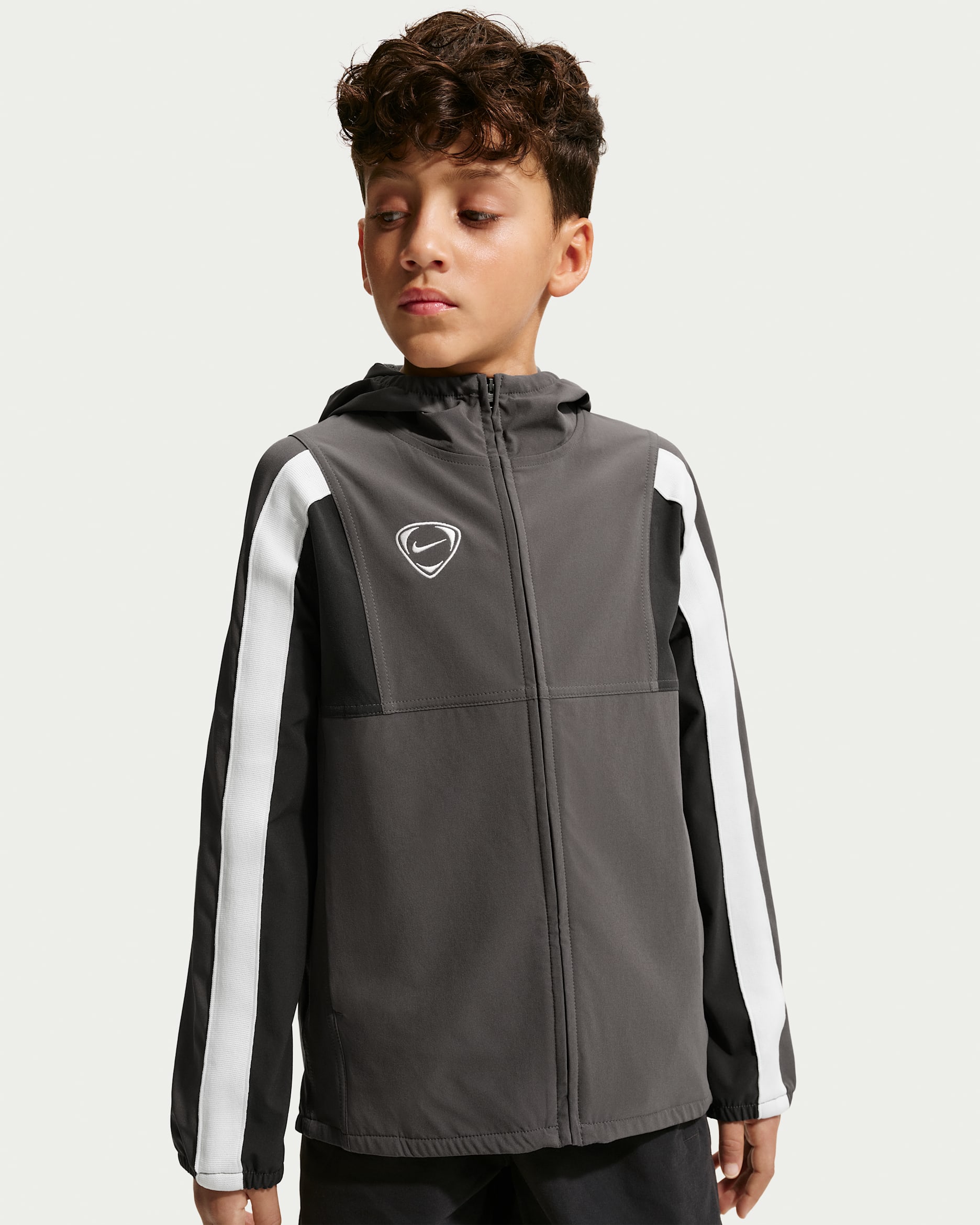 Kurtka piłkarska z tkaniny dla dużych dzieci Nike Energy Repel - Medium Ash/Off Noir/Summit White/Summit White