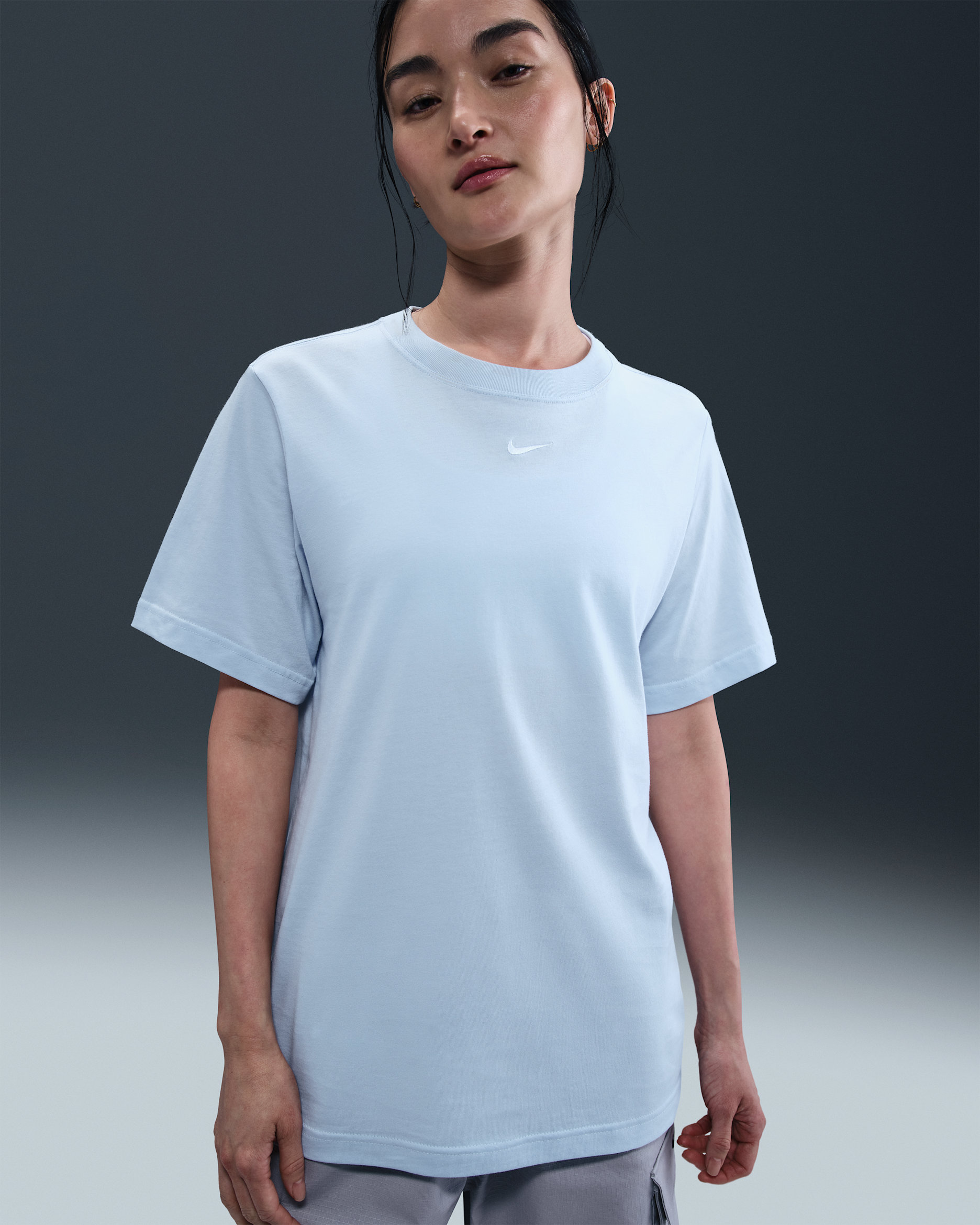 ナイキ スポーツウェア ウィメンズ Tシャツ - ブルーティント